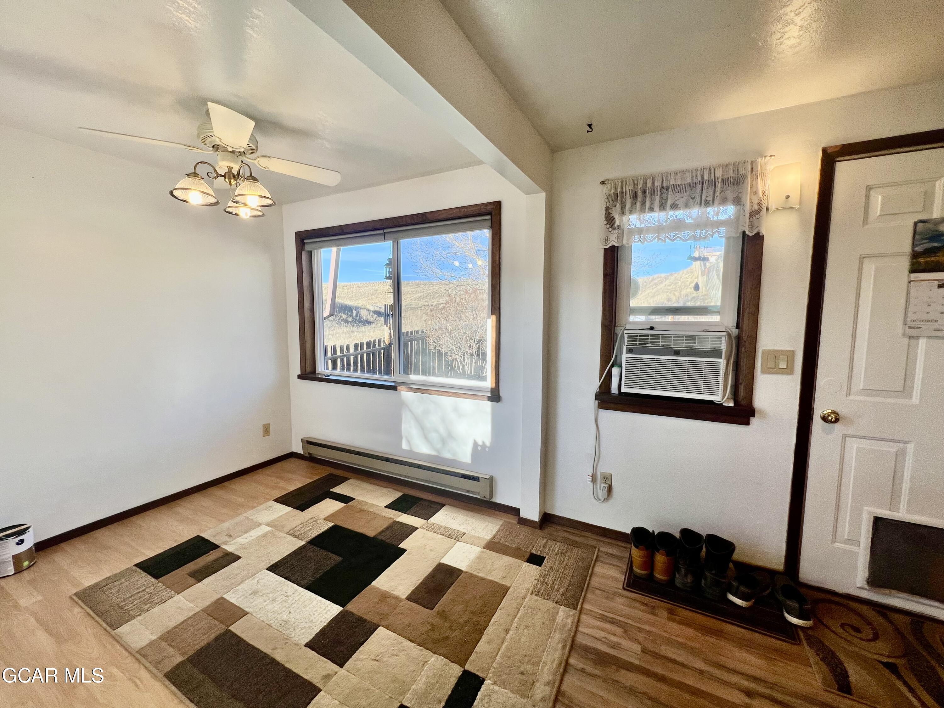 563 NEW CHURCH AVE Avenue