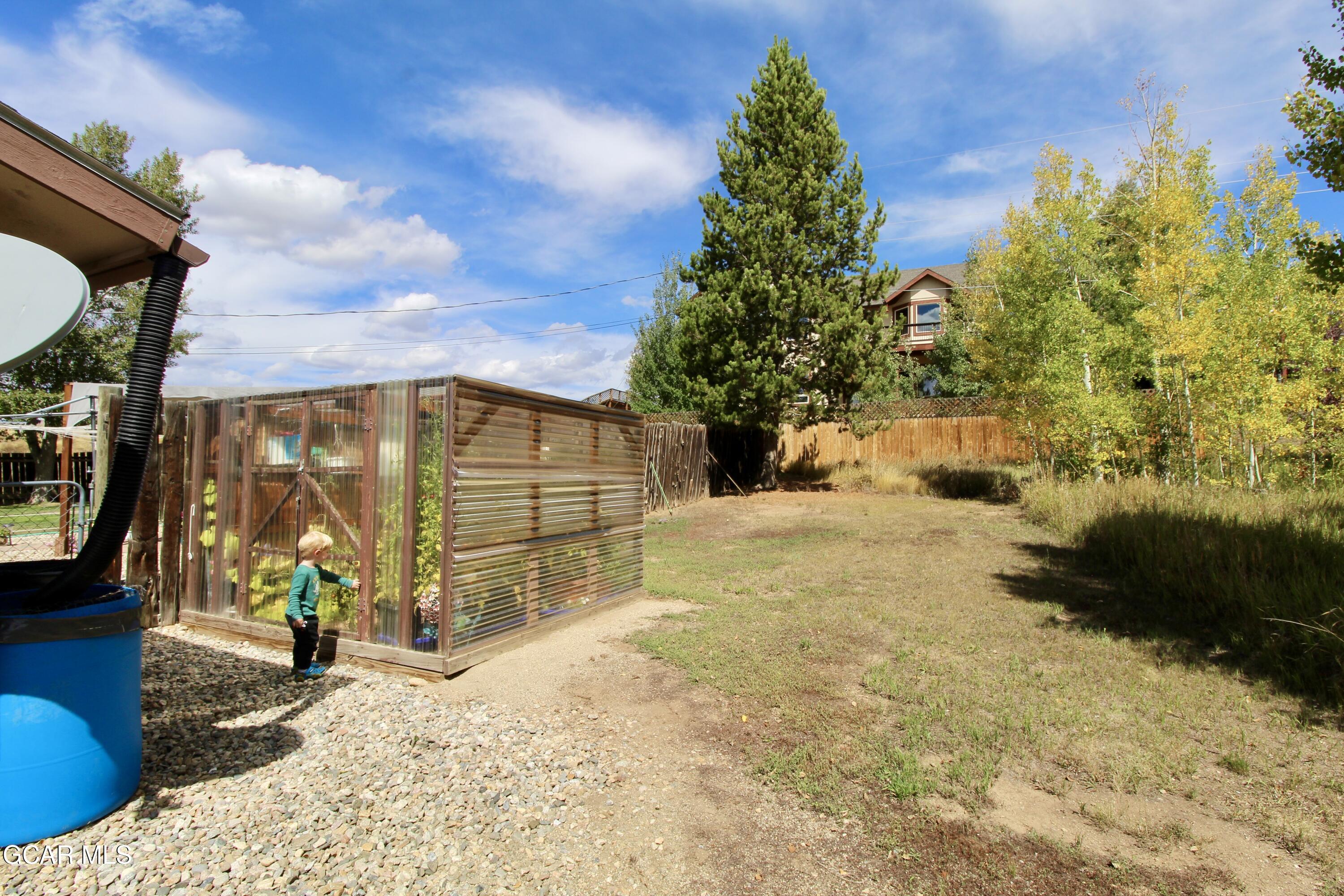 563 NEW CHURCH AVE Avenue