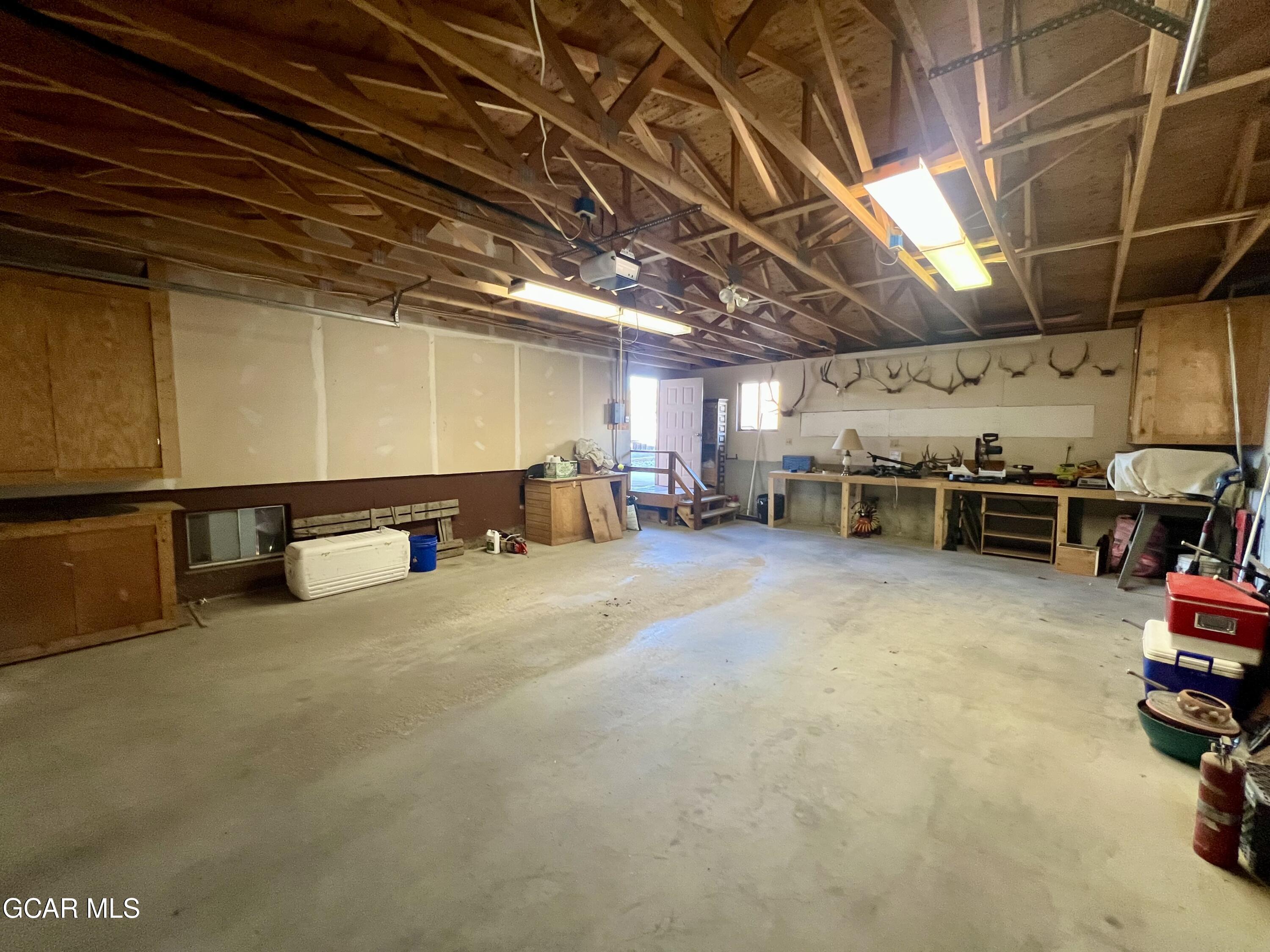 563 NEW CHURCH AVE Avenue