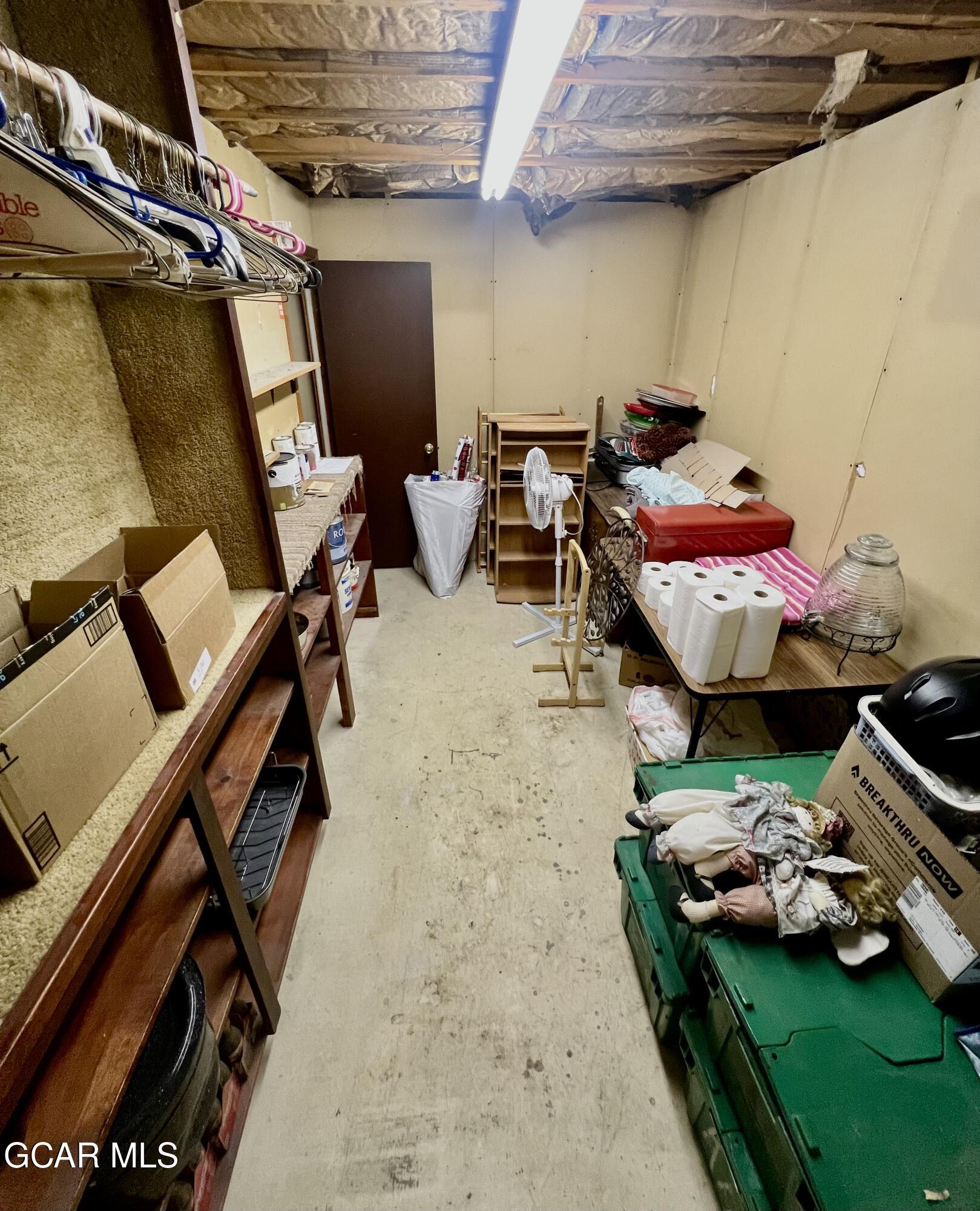 563 NEW CHURCH AVE Avenue