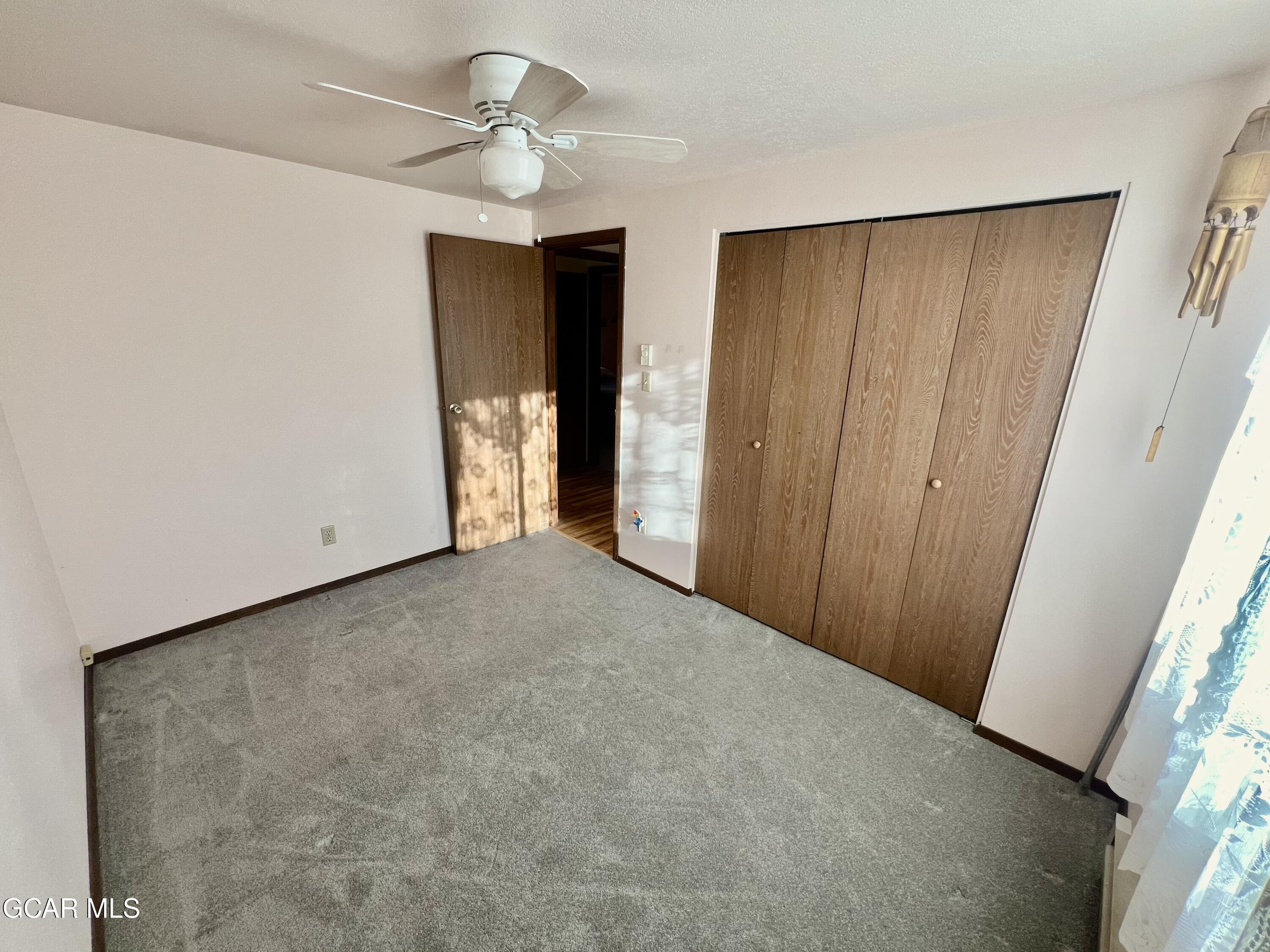 563 NEW CHURCH AVE Avenue