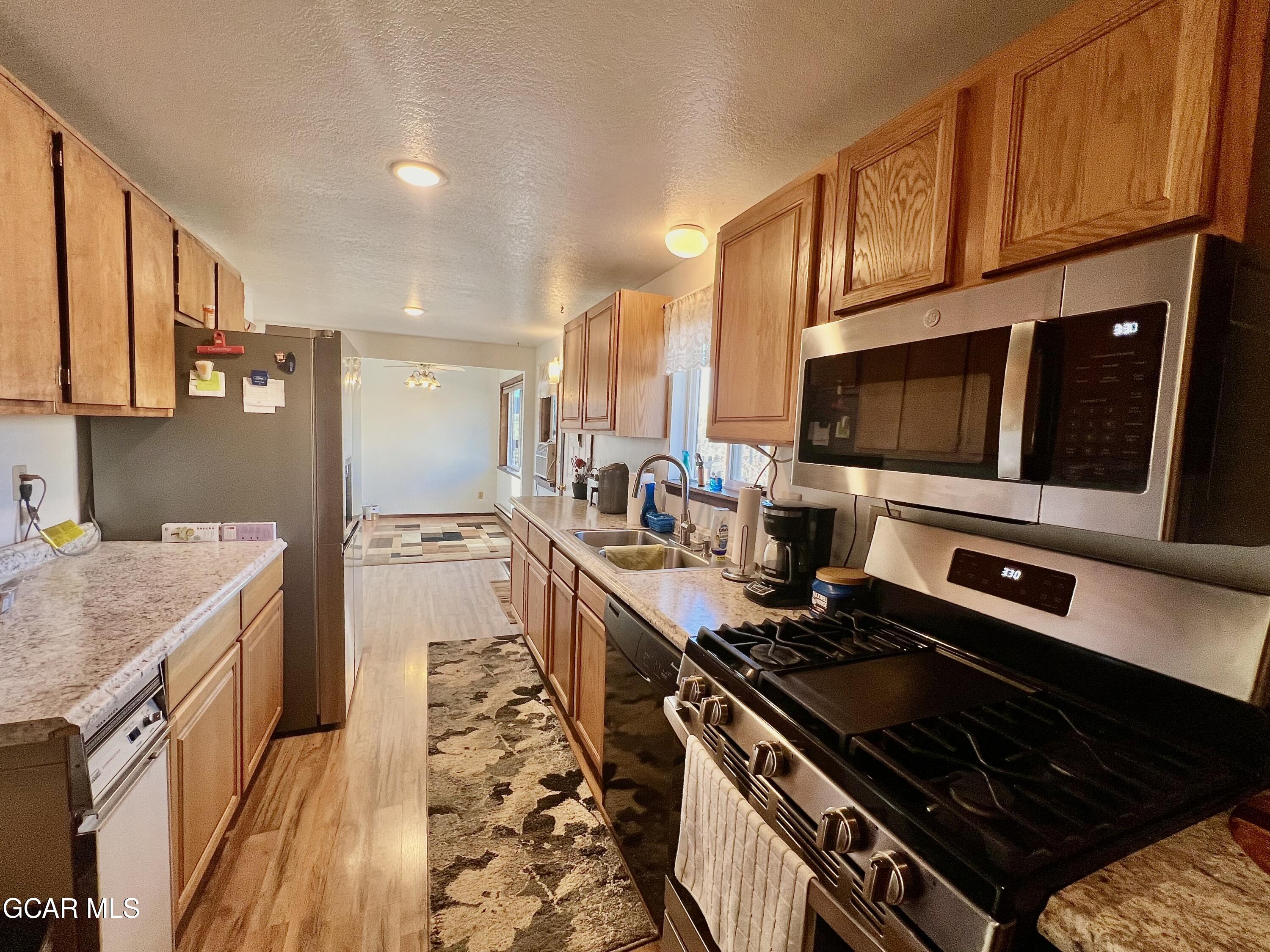 563 NEW CHURCH AVE Avenue