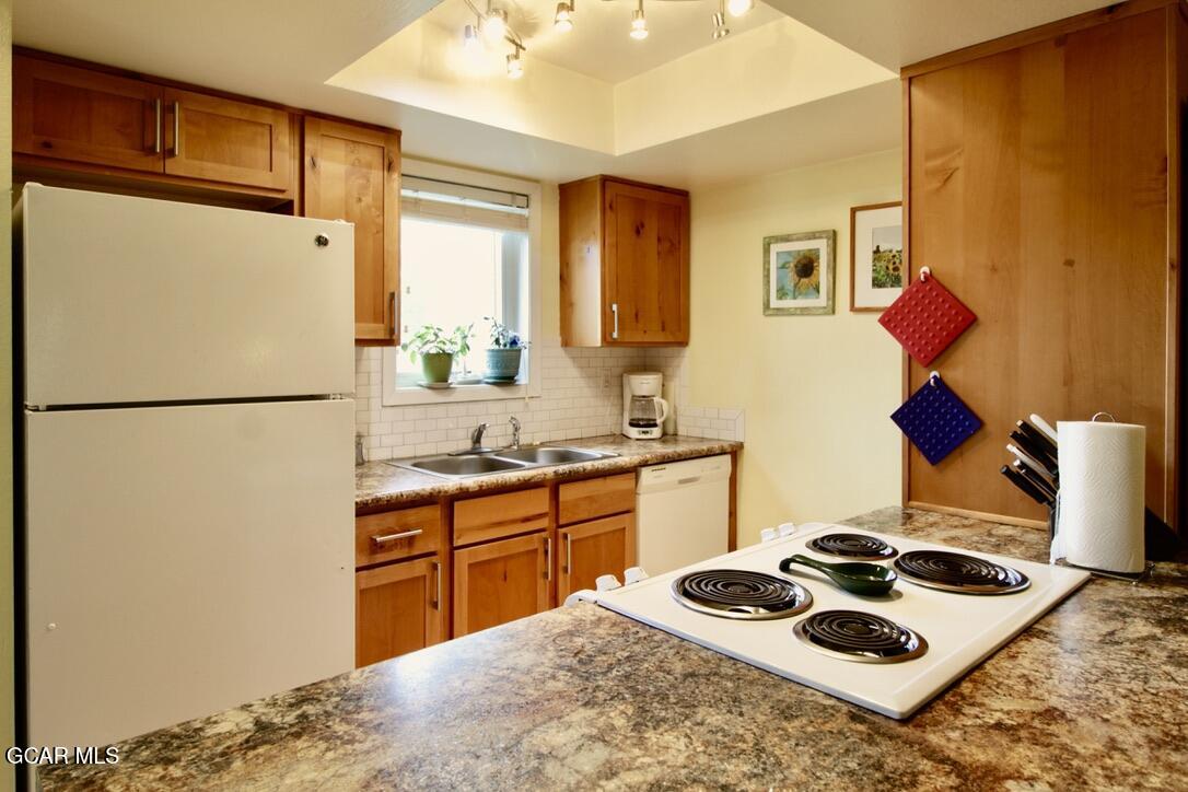 101 DOC SUSIE AVE A-5