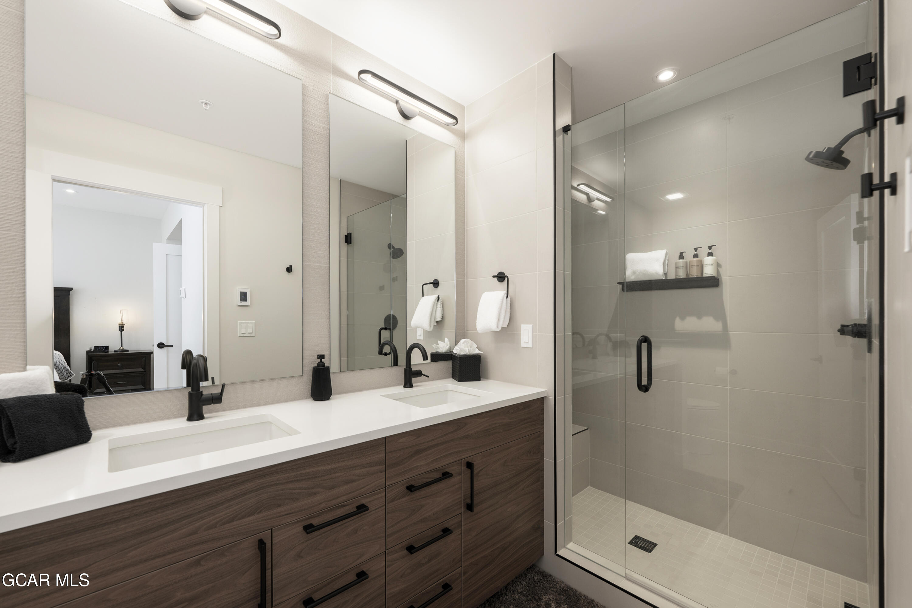 109 SADDLE MOUNTAIN CAMP Road