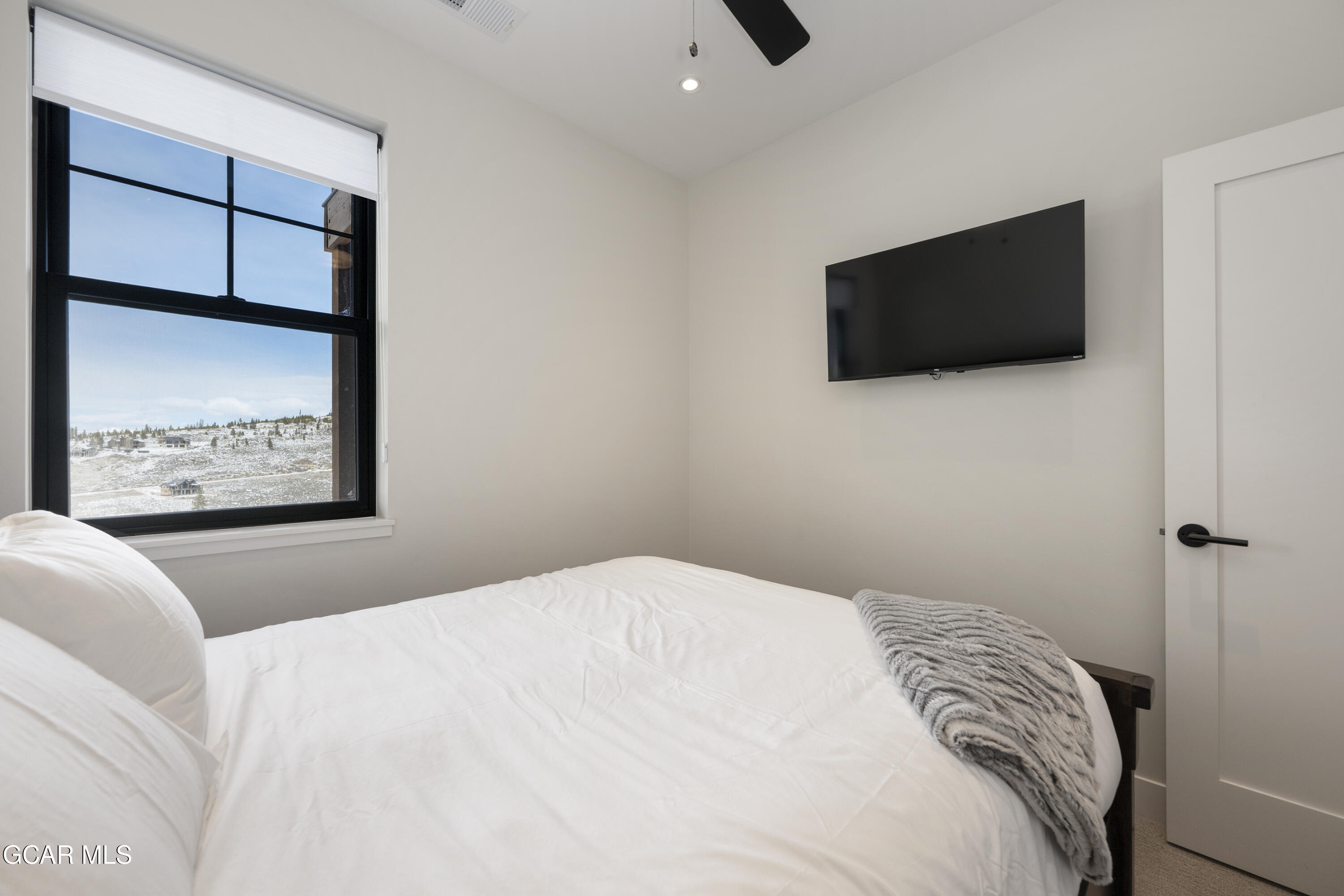 109 SADDLE MOUNTAIN CAMP Road