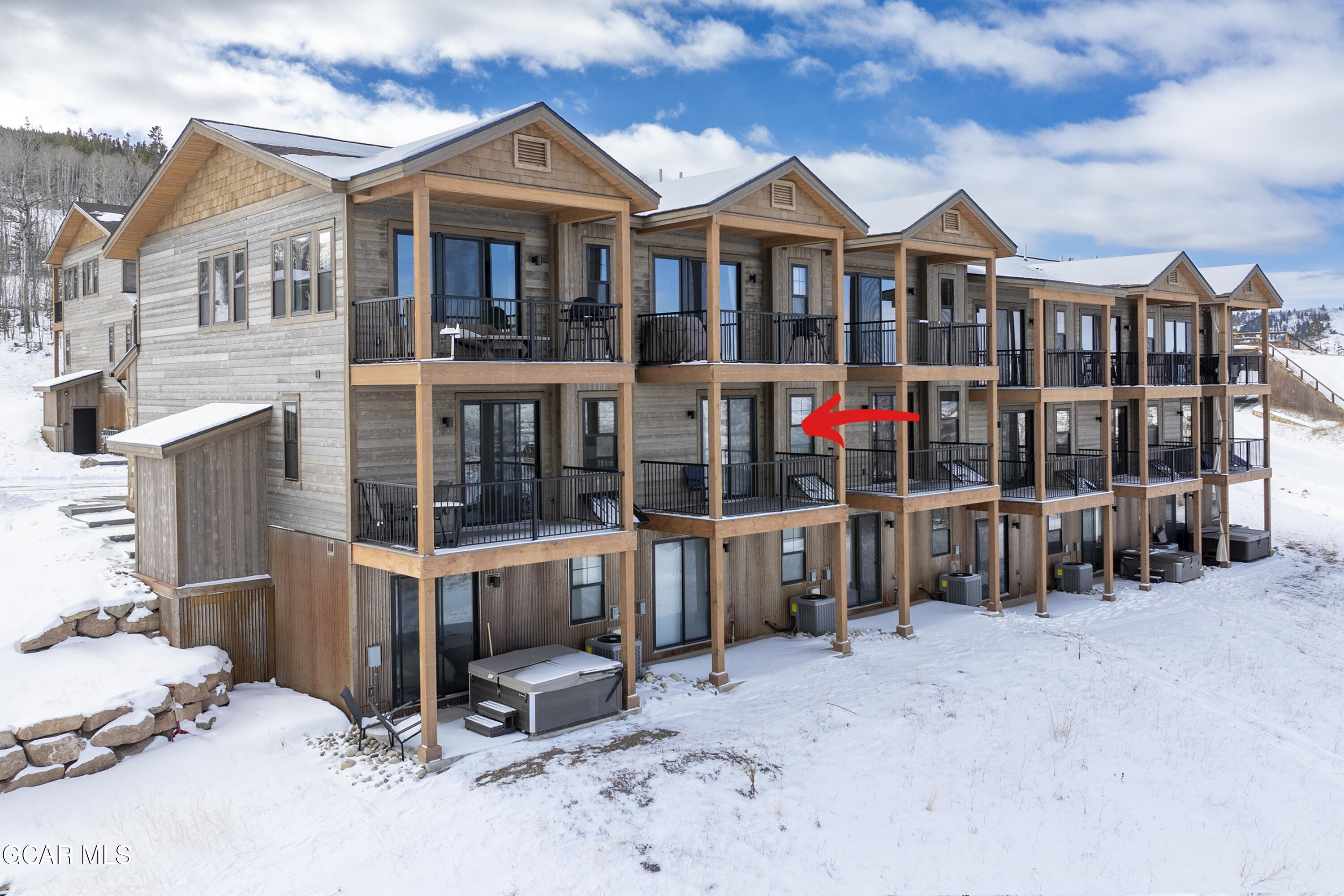 109 SADDLE MOUNTAIN CAMP Road