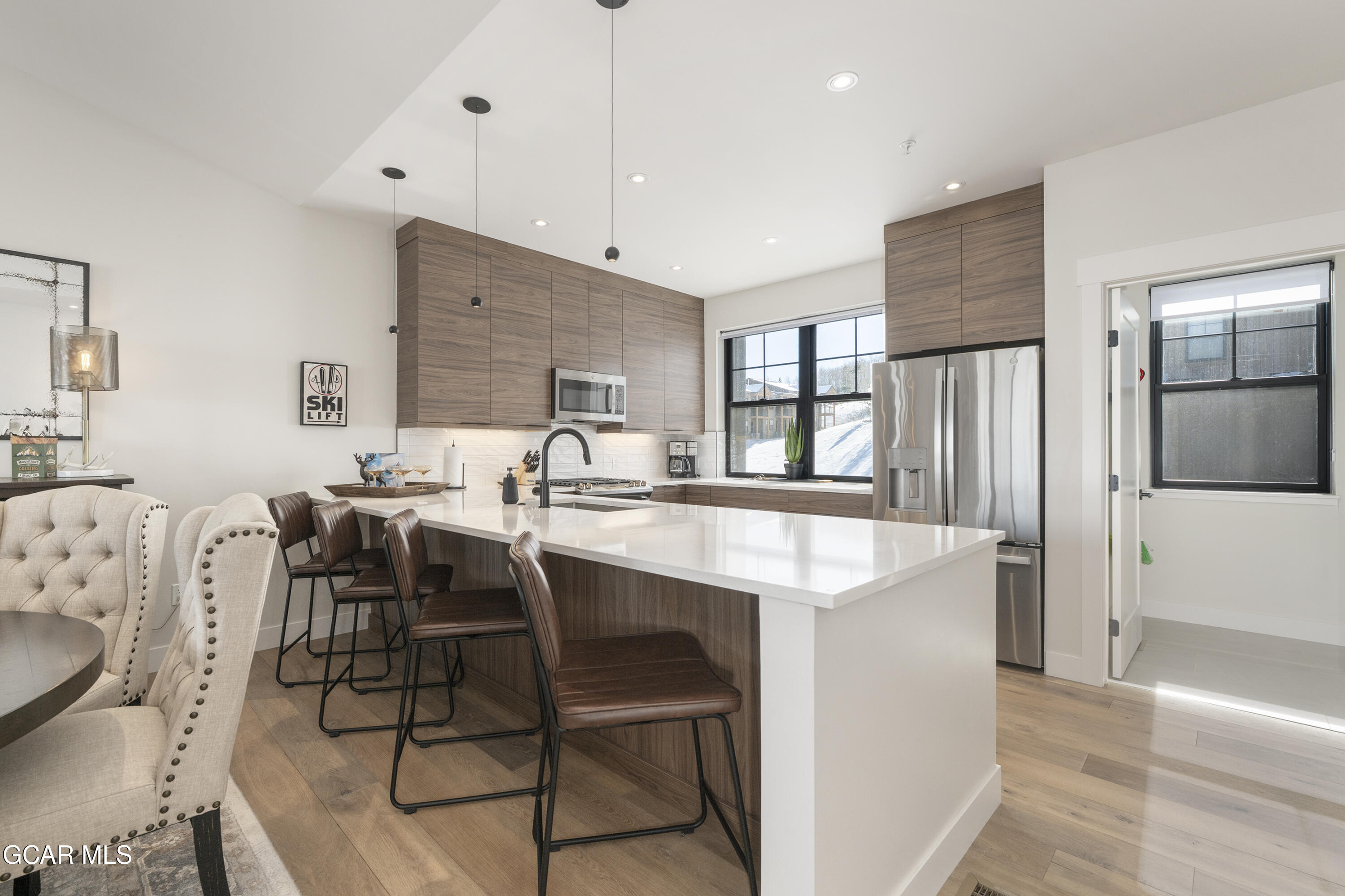 109 SADDLE MOUNTAIN CAMP Road