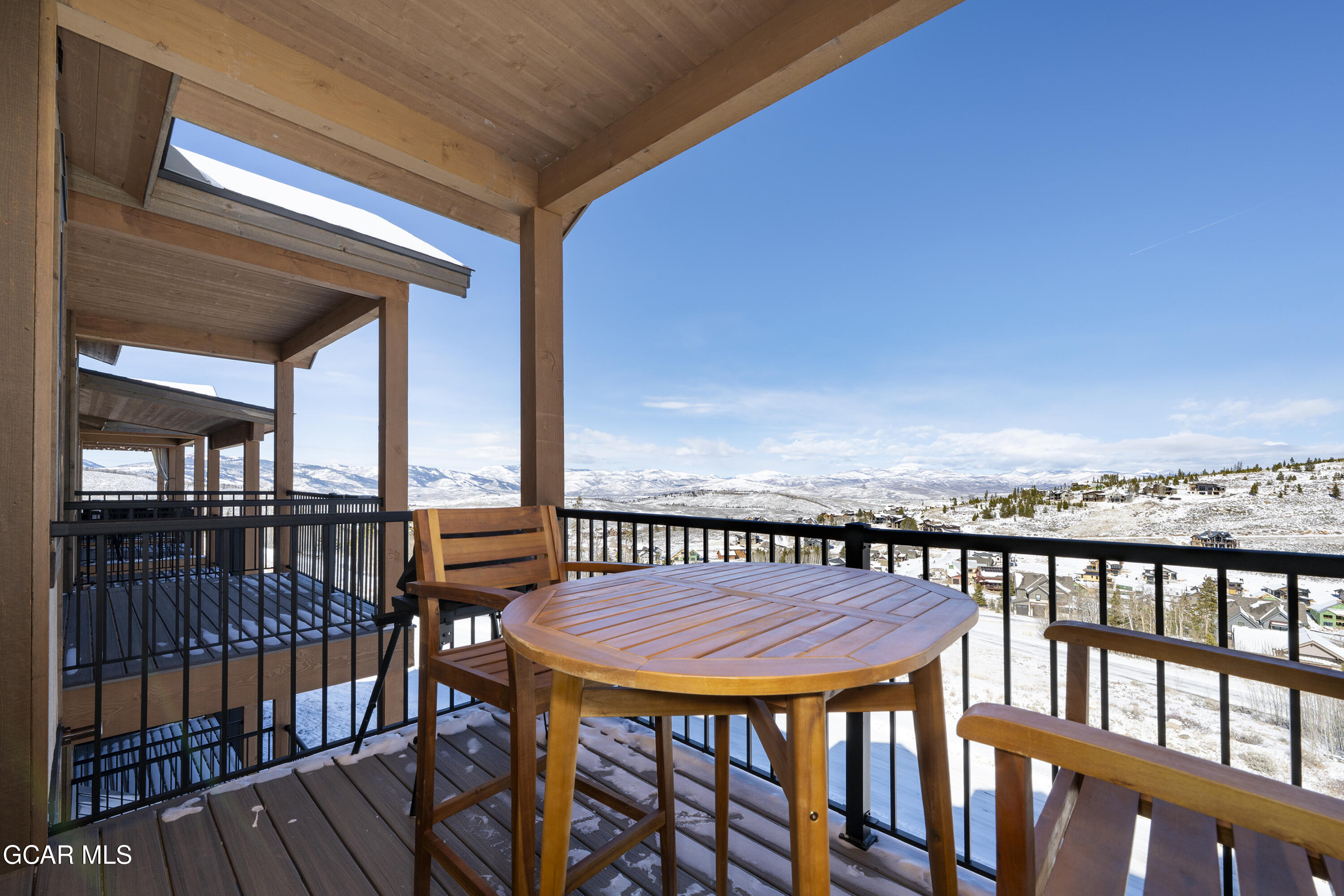 109 SADDLE MOUNTAIN CAMP Road