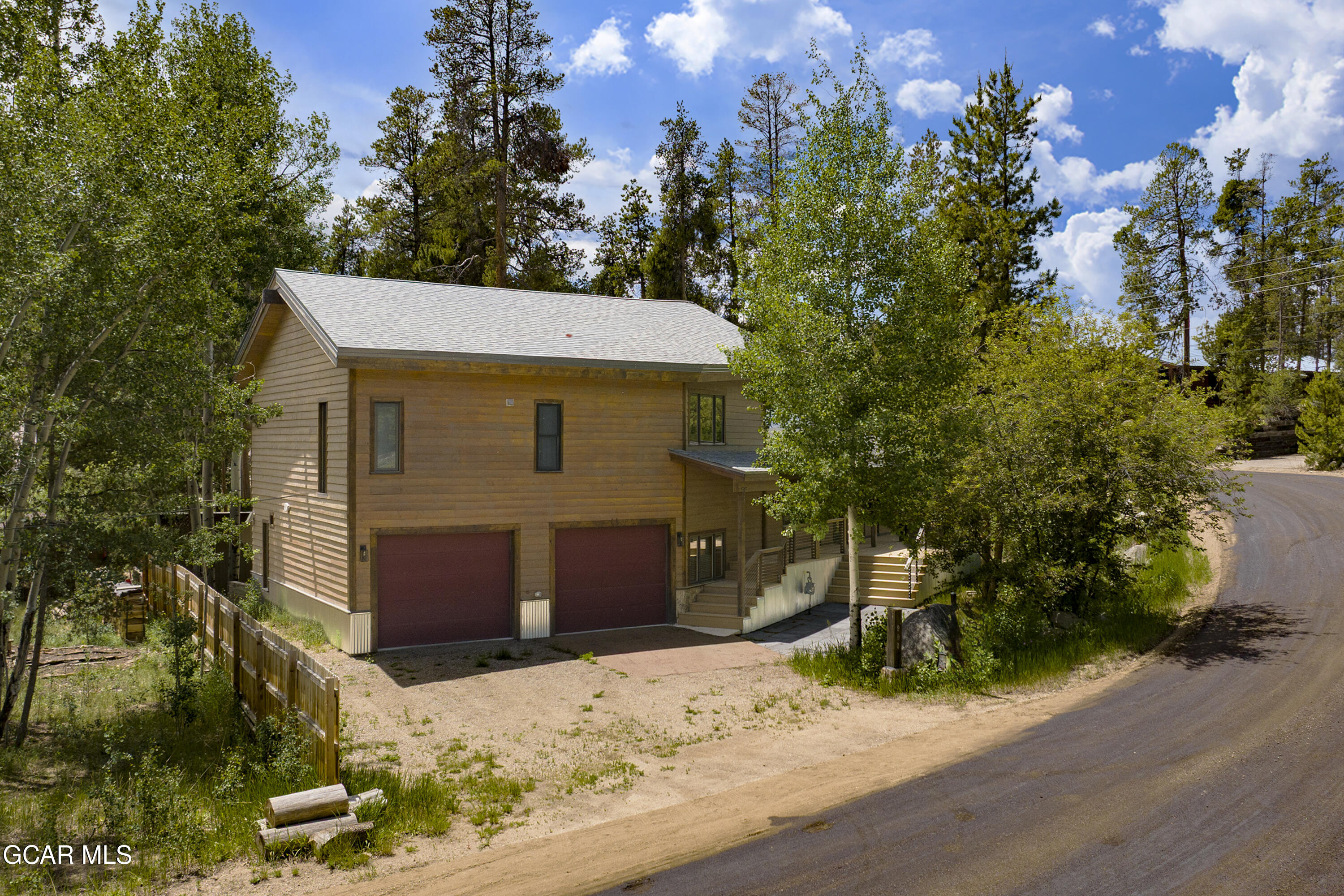 900 Tallaqua Drive