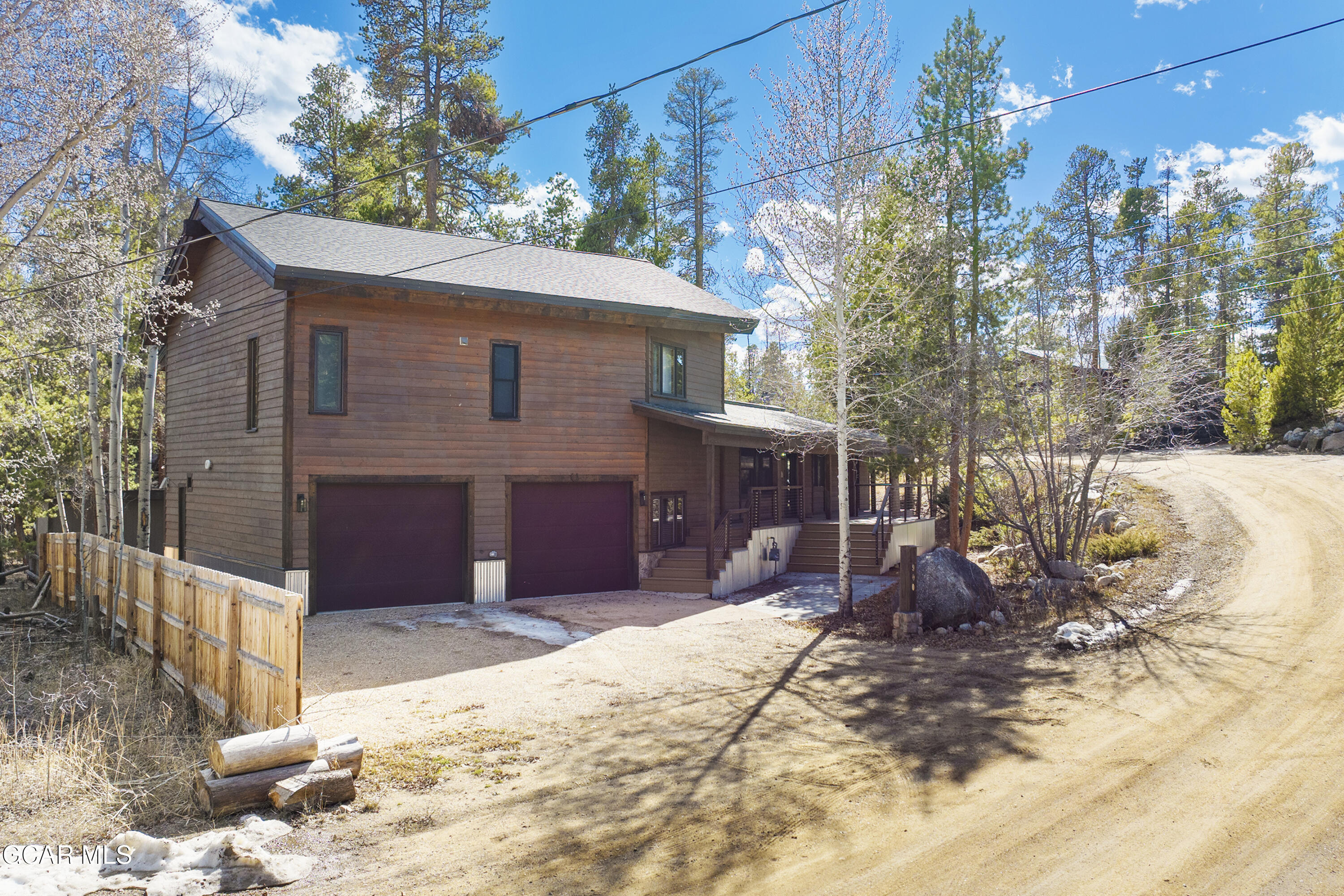900 Tallaqua Drive