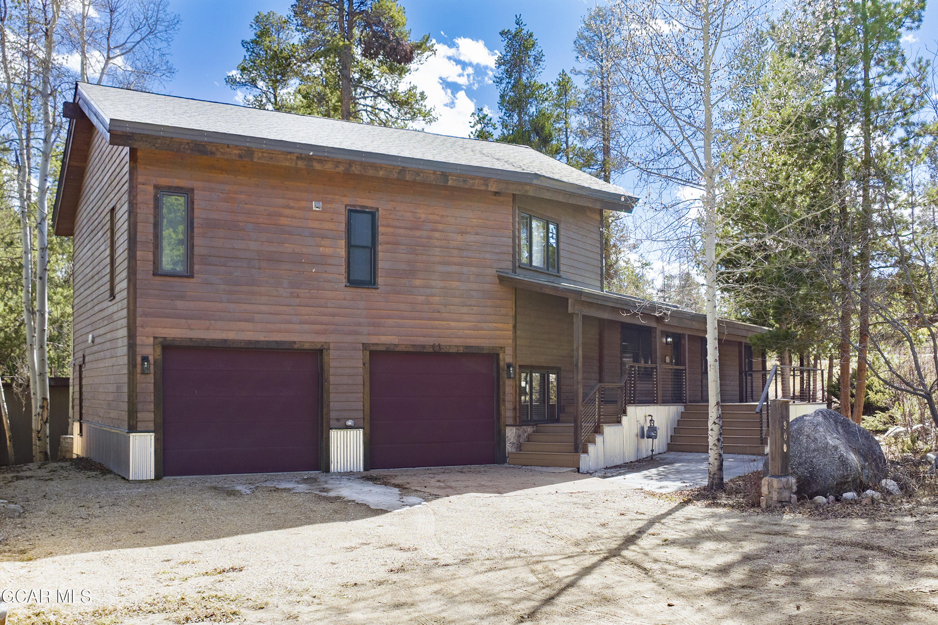 900 Tallaqua Drive