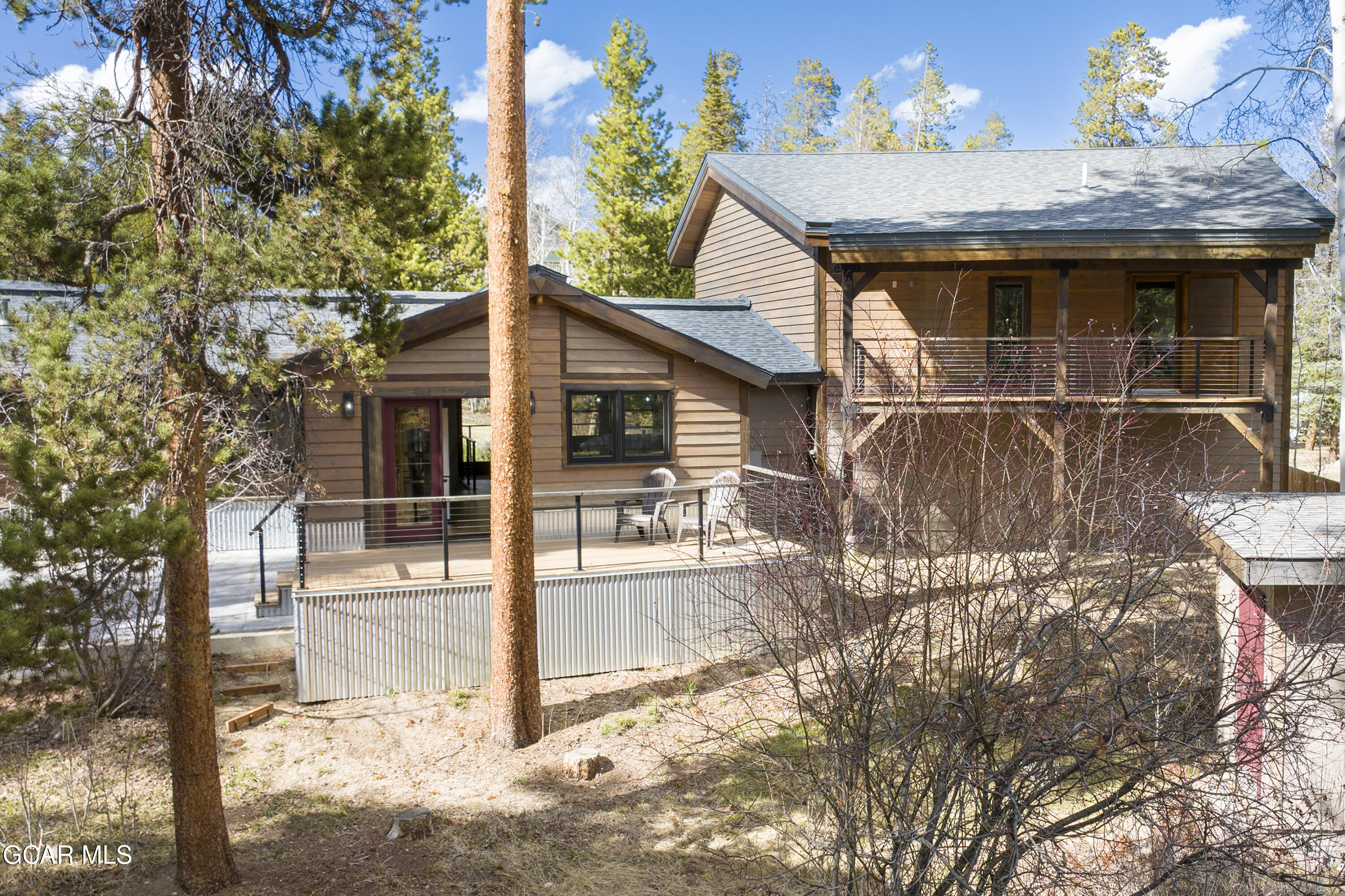 900 Tallaqua Drive