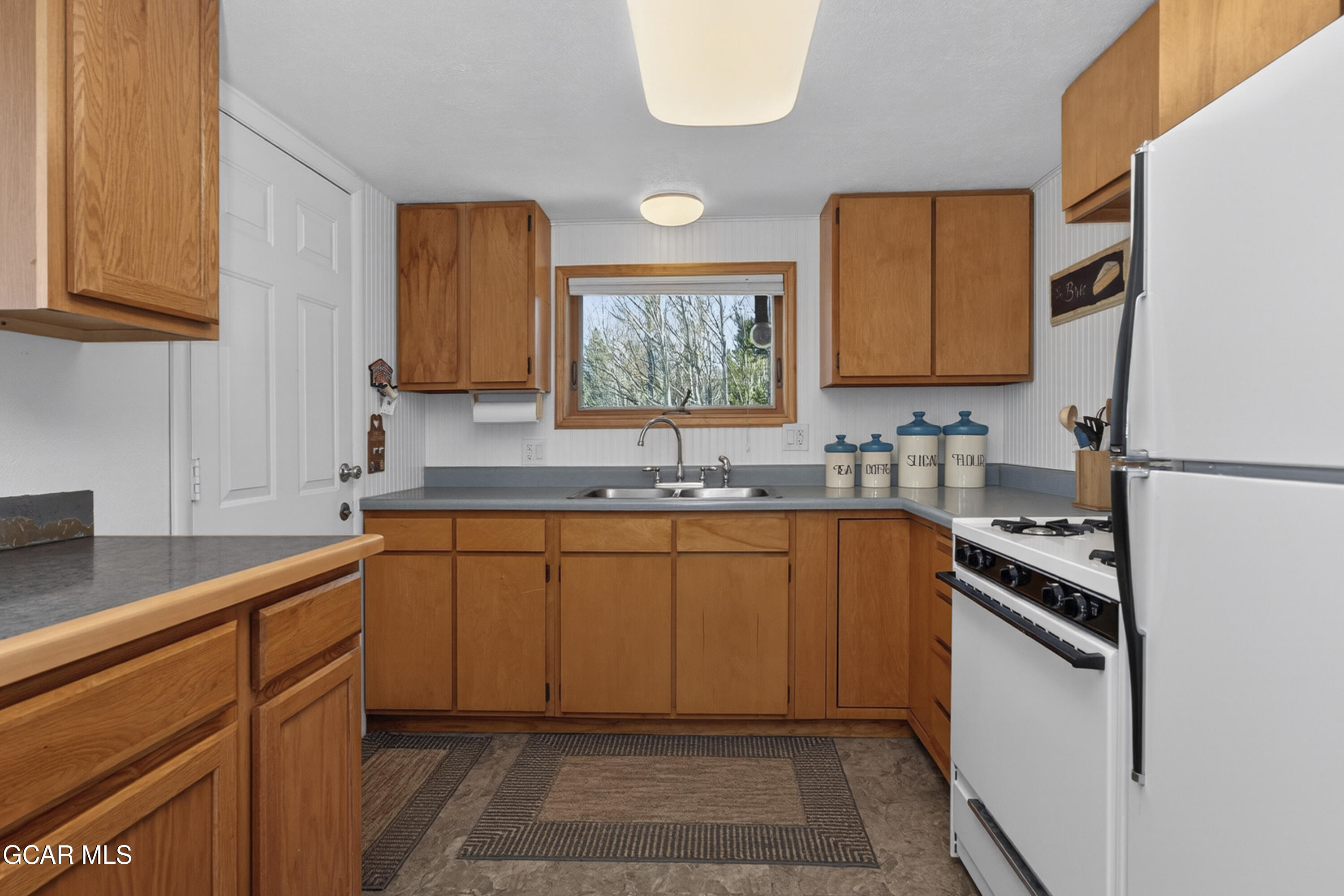 35 County Road 4481