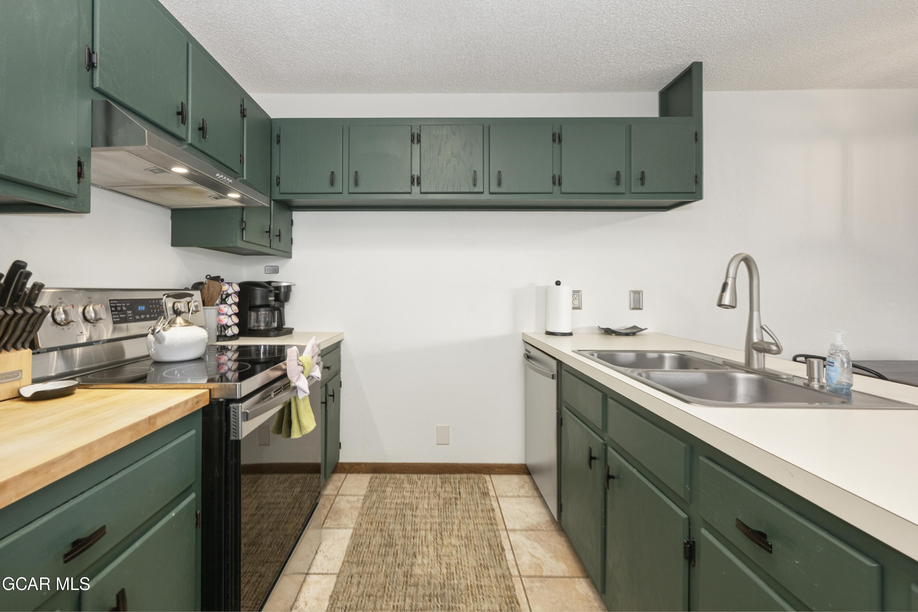 80 County Road 8500 C201