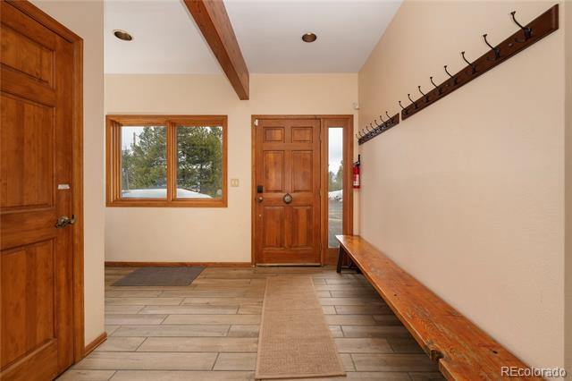 668 Rainbow Lane