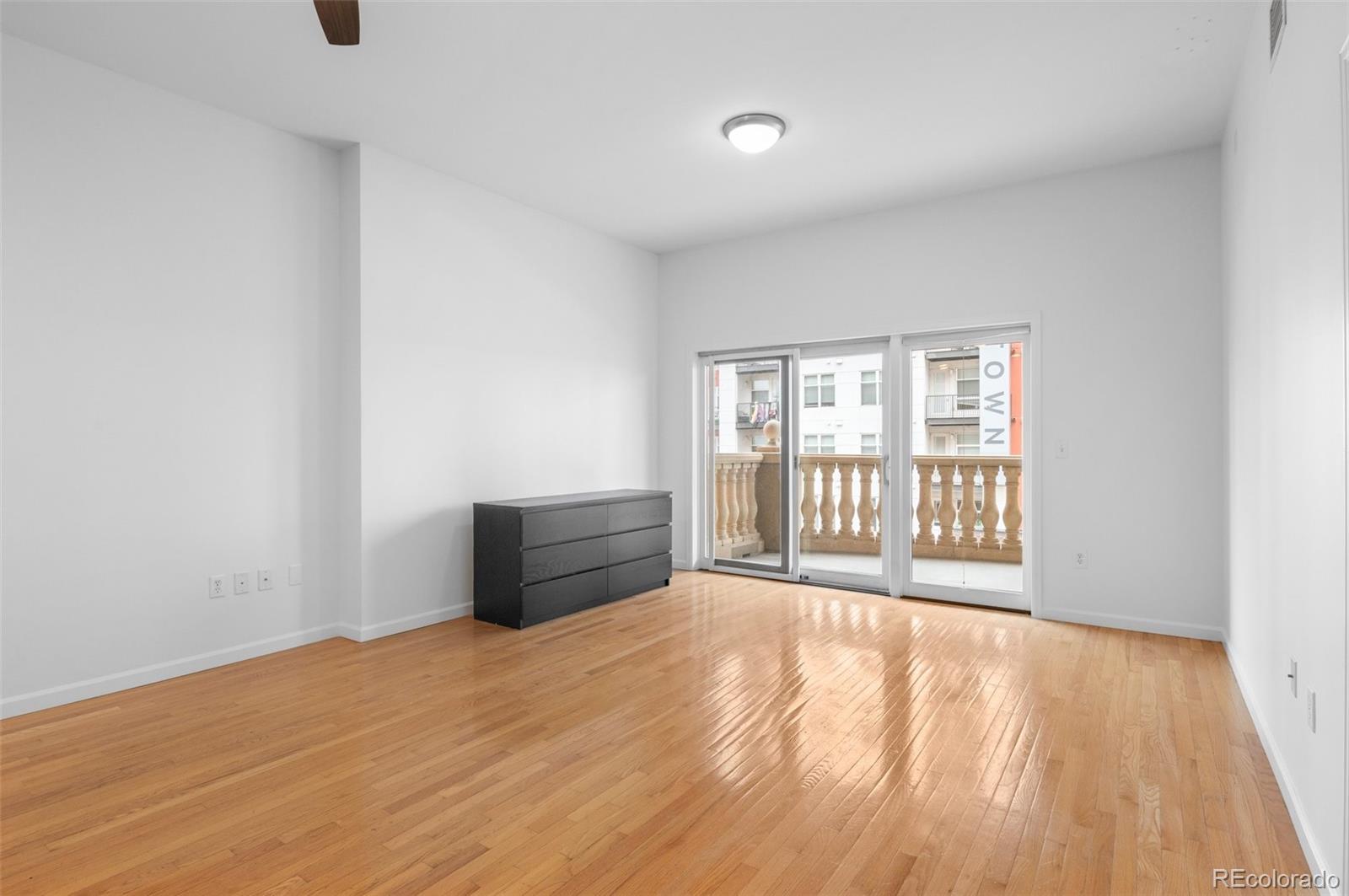 1950 N Logan Street Unit: 601
