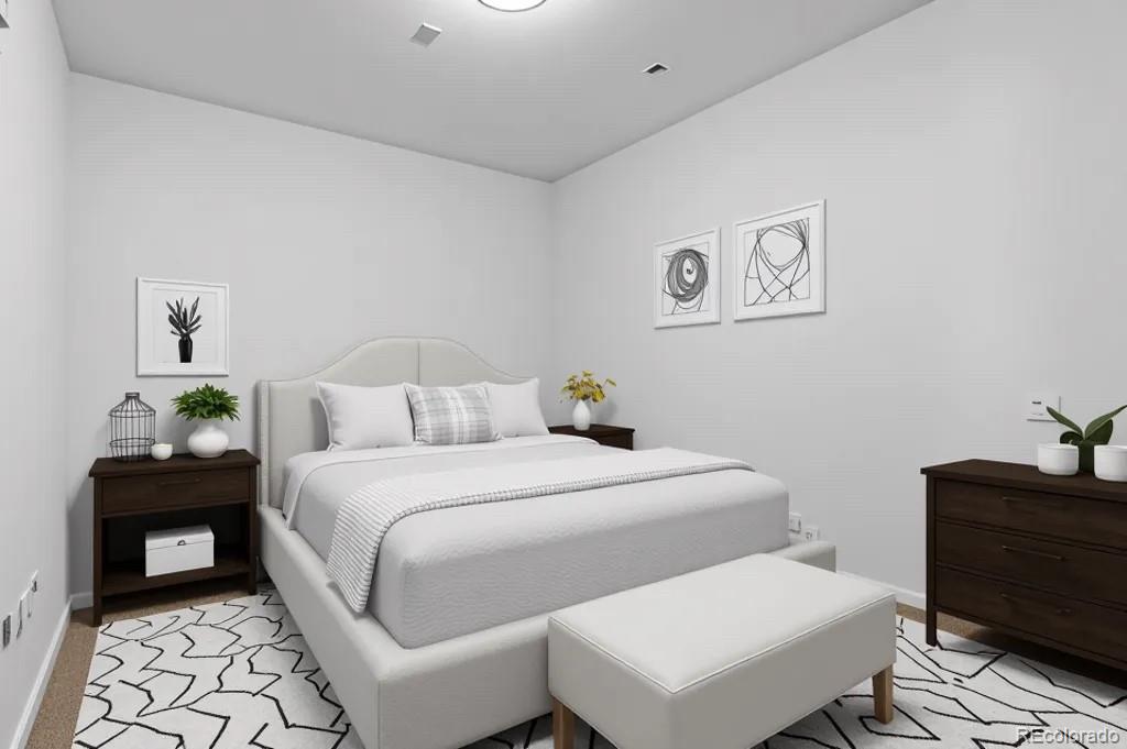 1950 N Logan Street Unit: 601