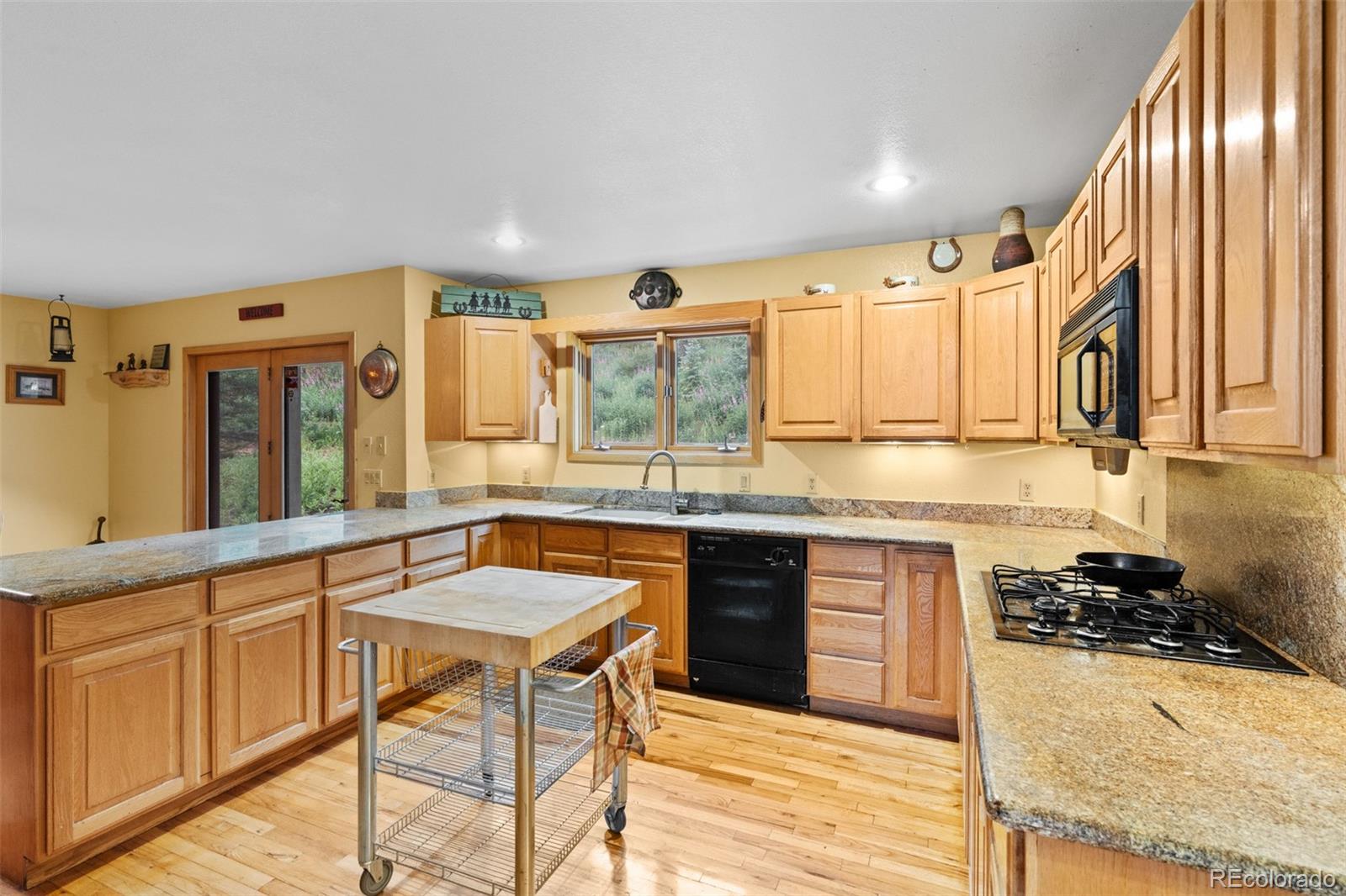 868 Deer Path Road