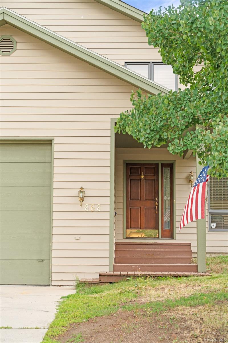 868 Deer Path Road