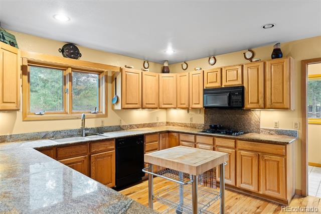 868 Deer Path Road