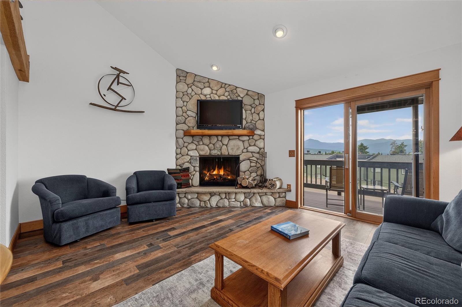 136 E Meadow Mile Unit: 19-5