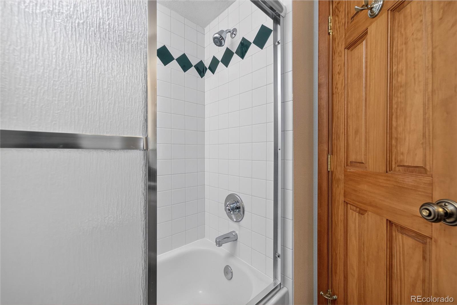 136 E Meadow Mile Unit: 19-5