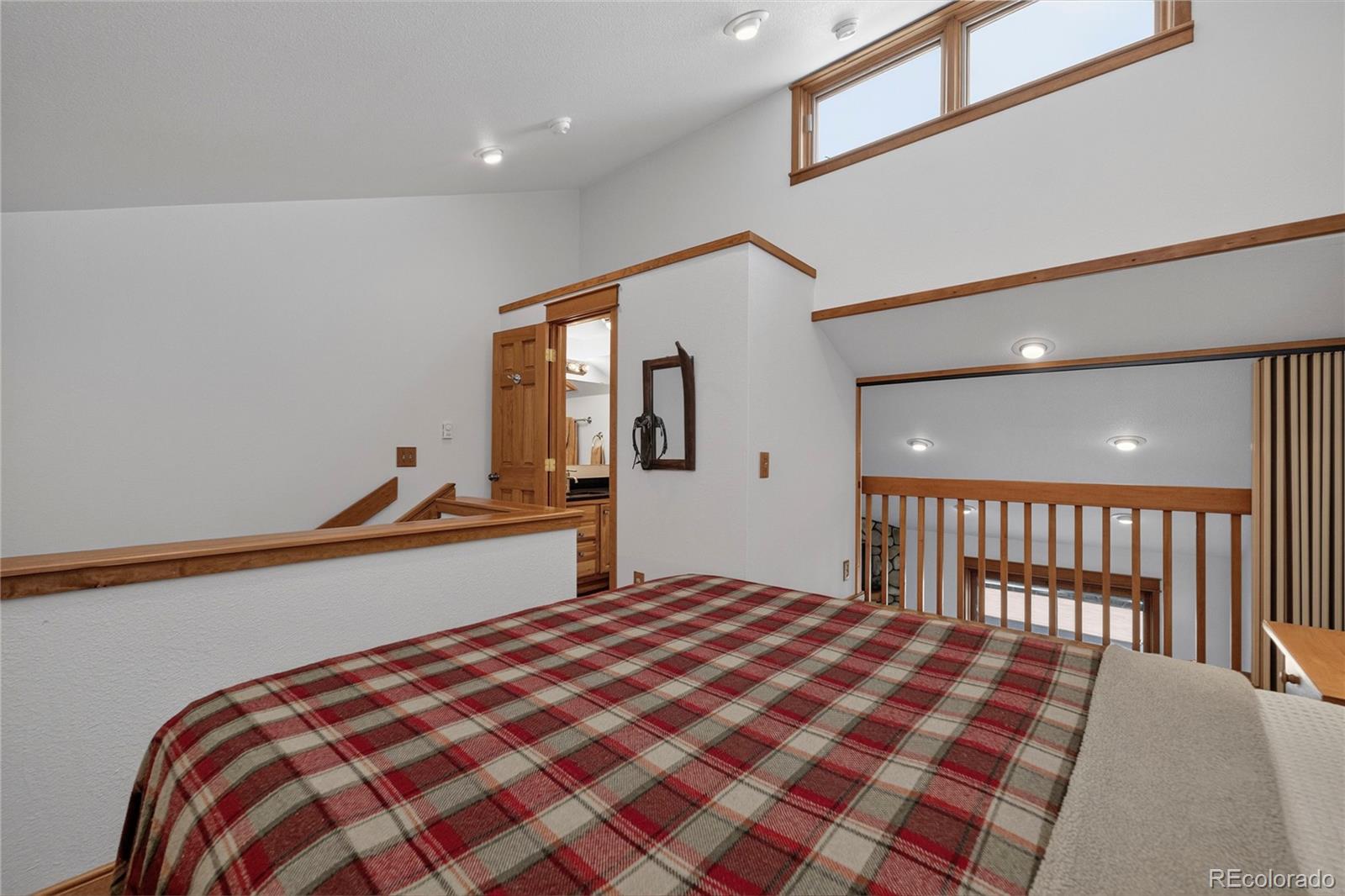 136 E Meadow Mile Unit: 19-5