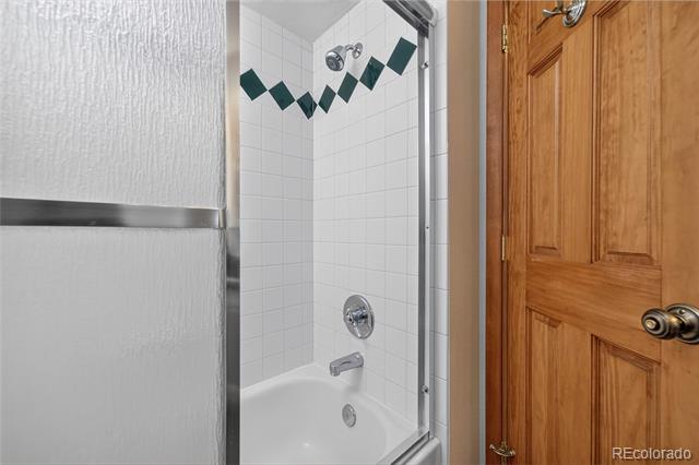 136 E Meadow Mile Unit: 19-5