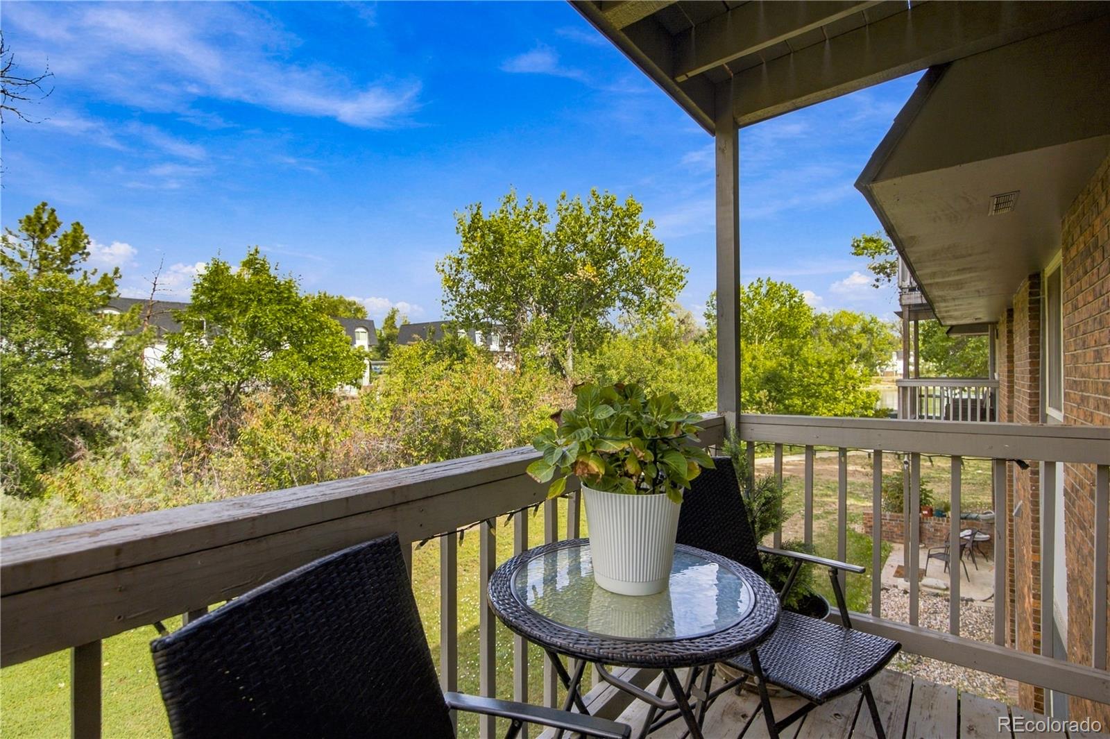 309 E Highline Circle Unit: 203