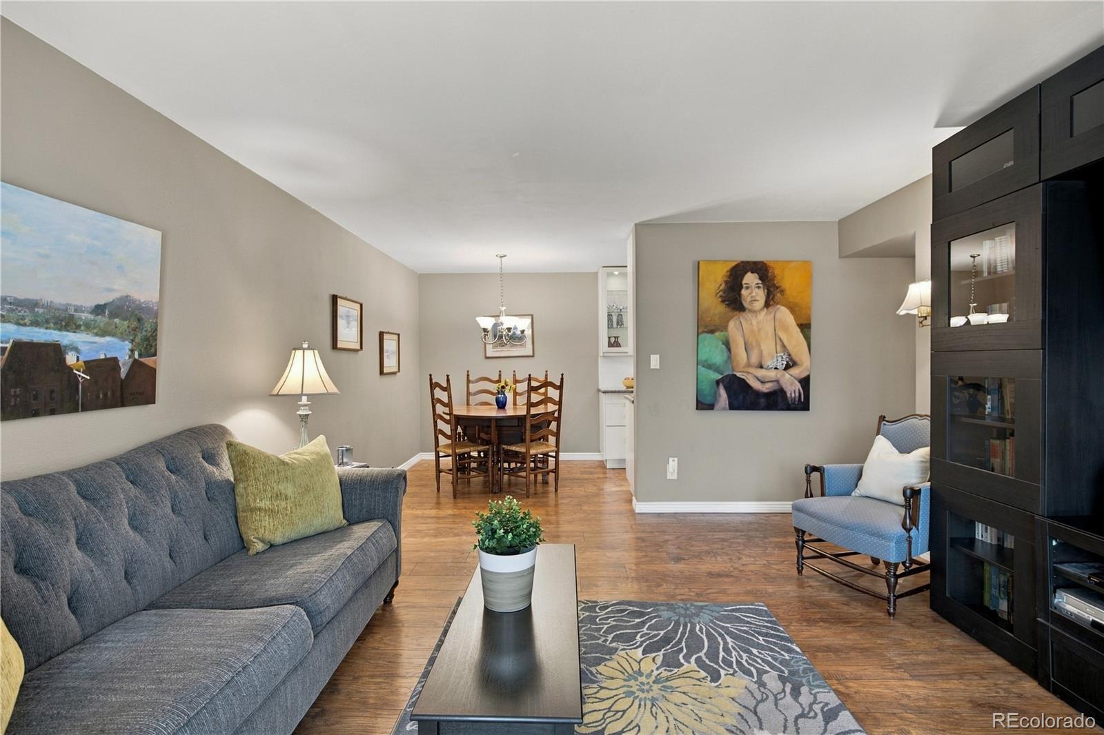 309 E Highline Circle Unit: 203