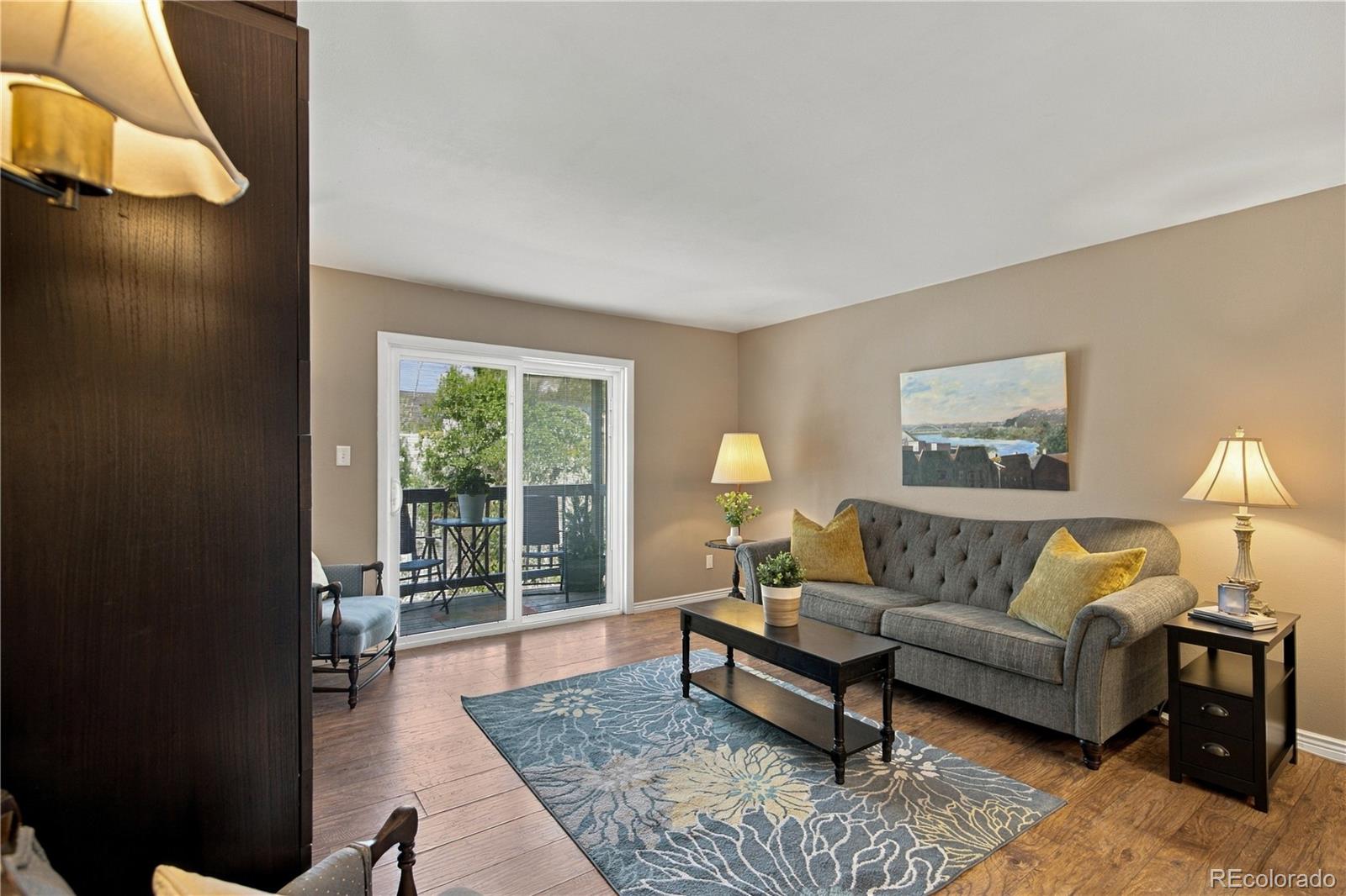 309 E Highline Circle Unit: 203