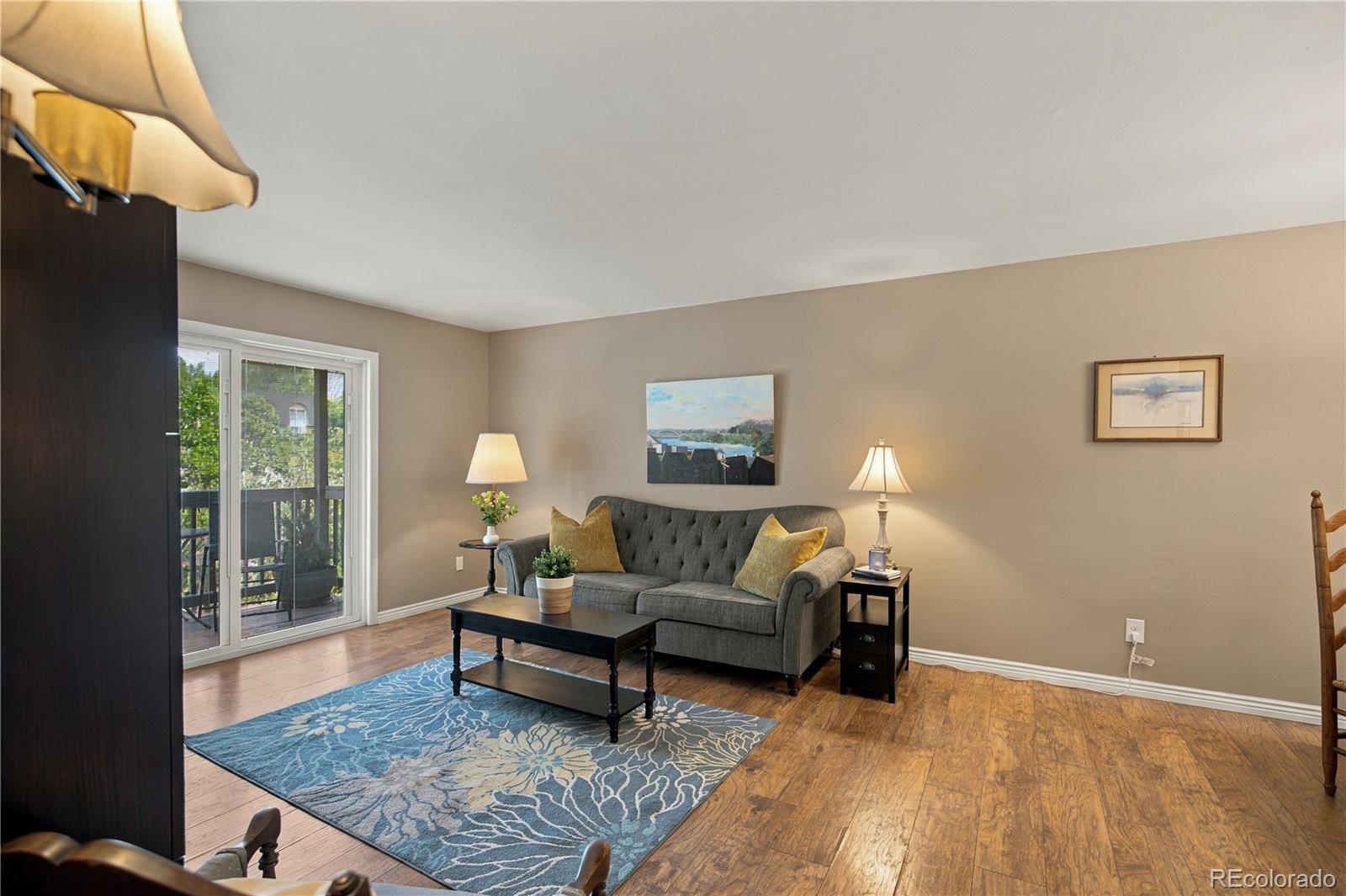309 E Highline Circle Unit: 203