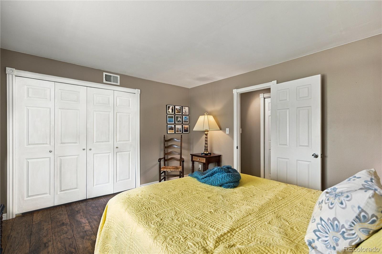 309 E Highline Circle Unit: 203