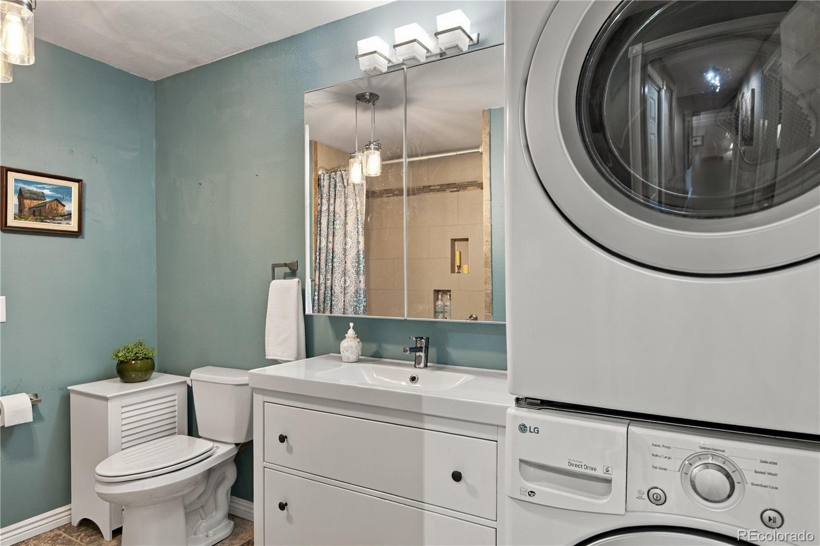 309 E Highline Circle Unit: 203