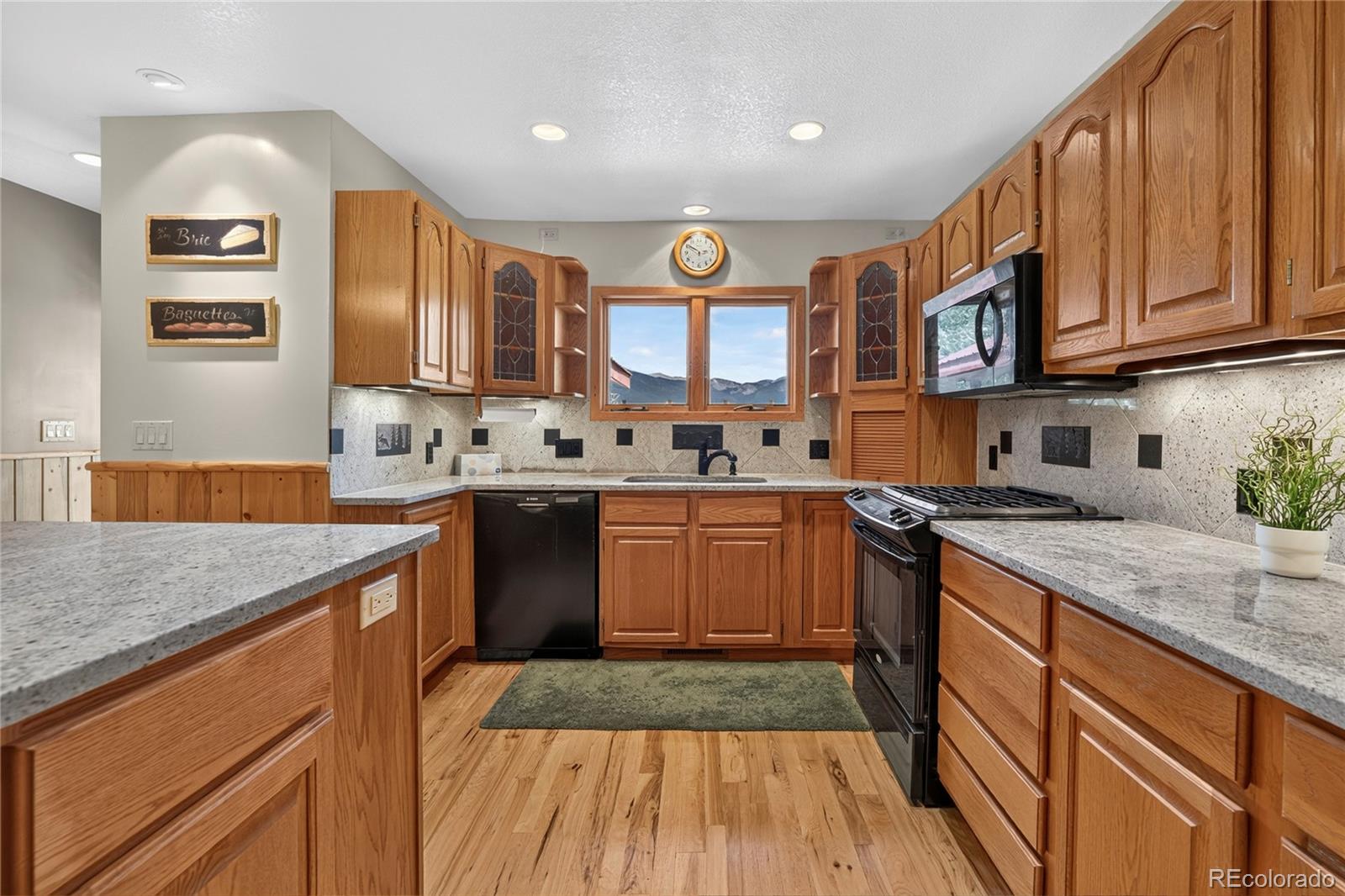 363 Grand Road