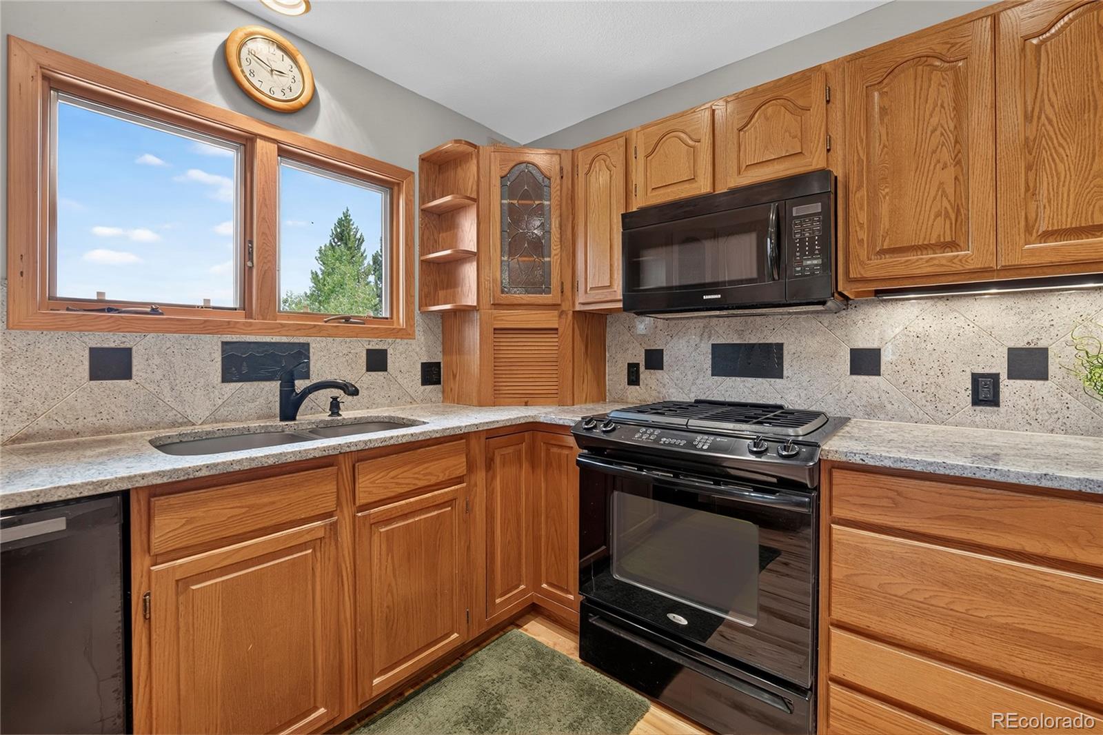 363 Grand Road