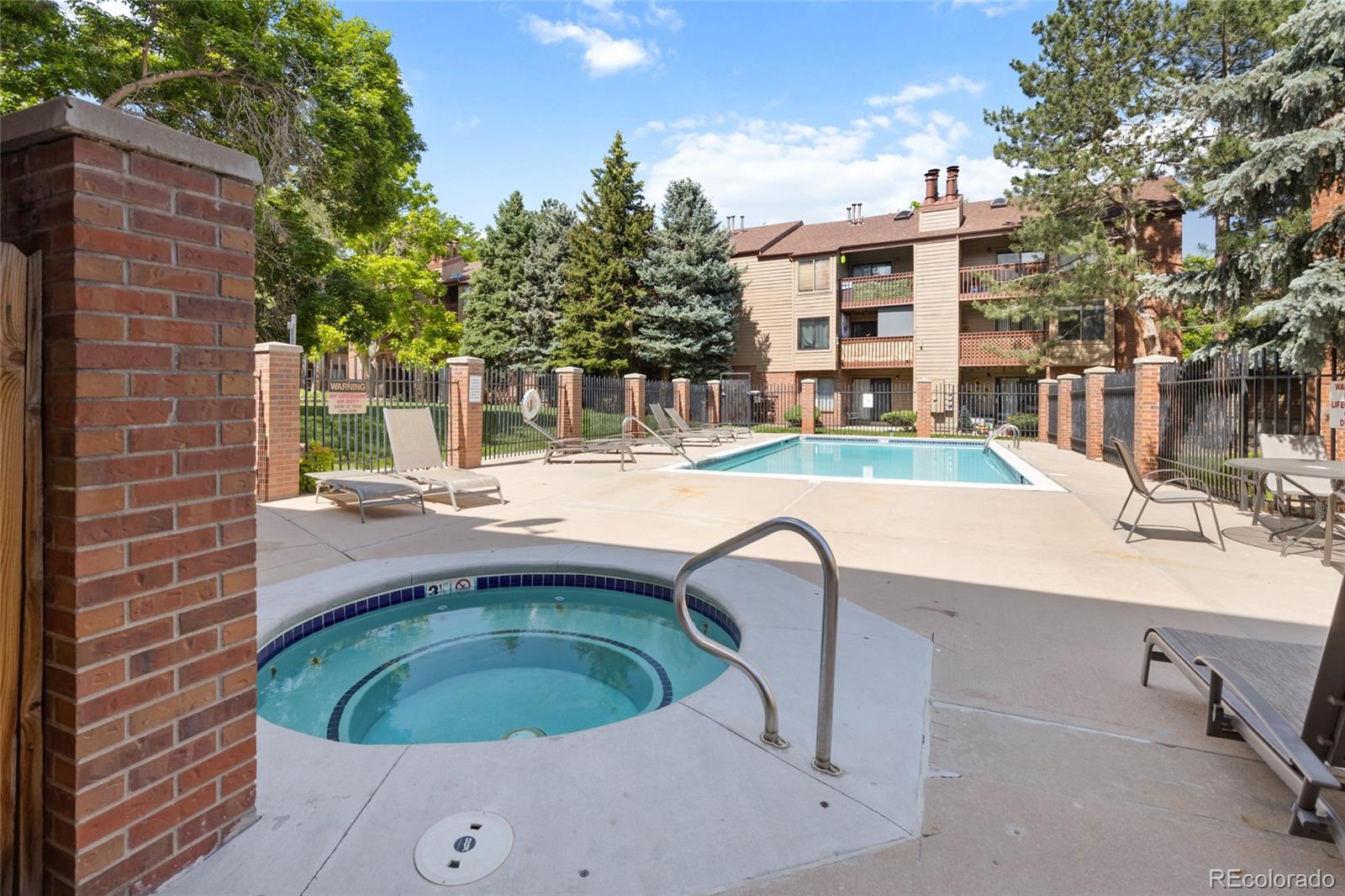 424 Wright Street Unit: 102