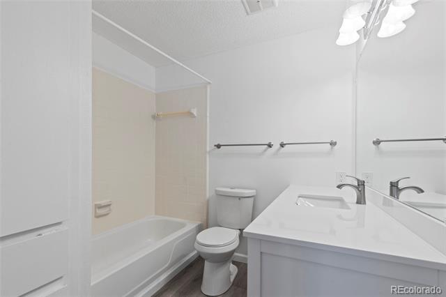 7185 S Gaylord Street Unit: G13