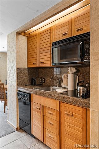 640 Village Road Unit: 4220
