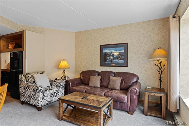 640 Village Road Unit: 4220