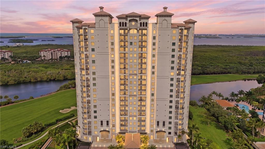 4800 Pelican Colony BLVD 201