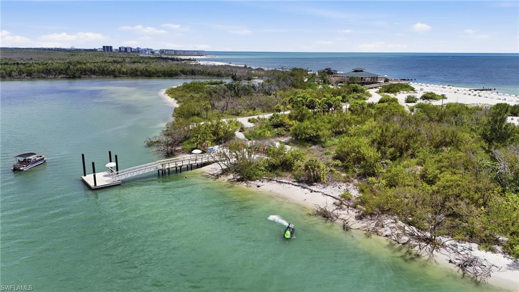 4800 Pelican Colony BLVD 201
