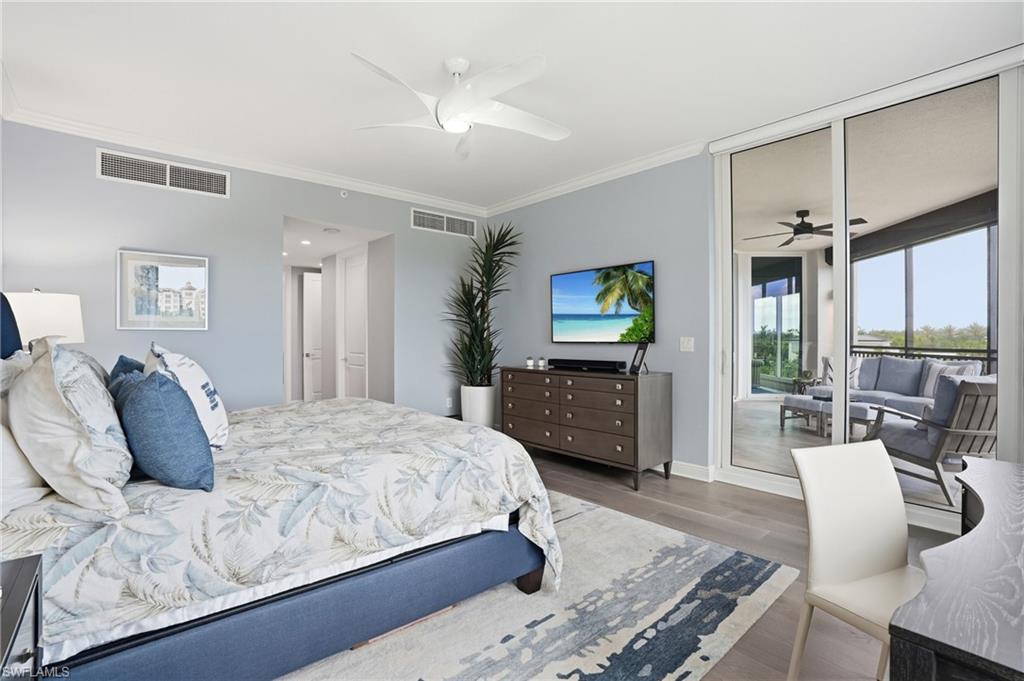 4800 Pelican Colony BLVD 201