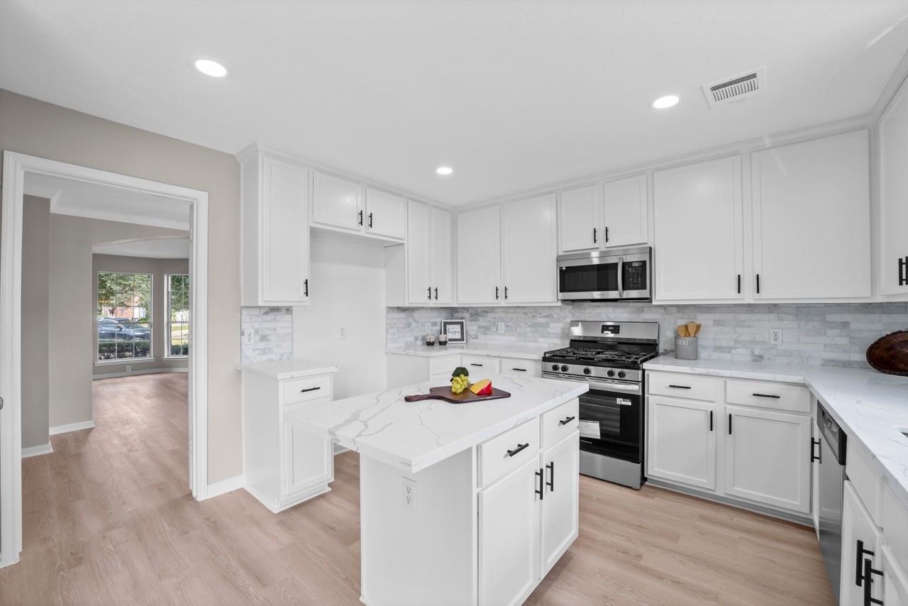 7022 Bossut Drive