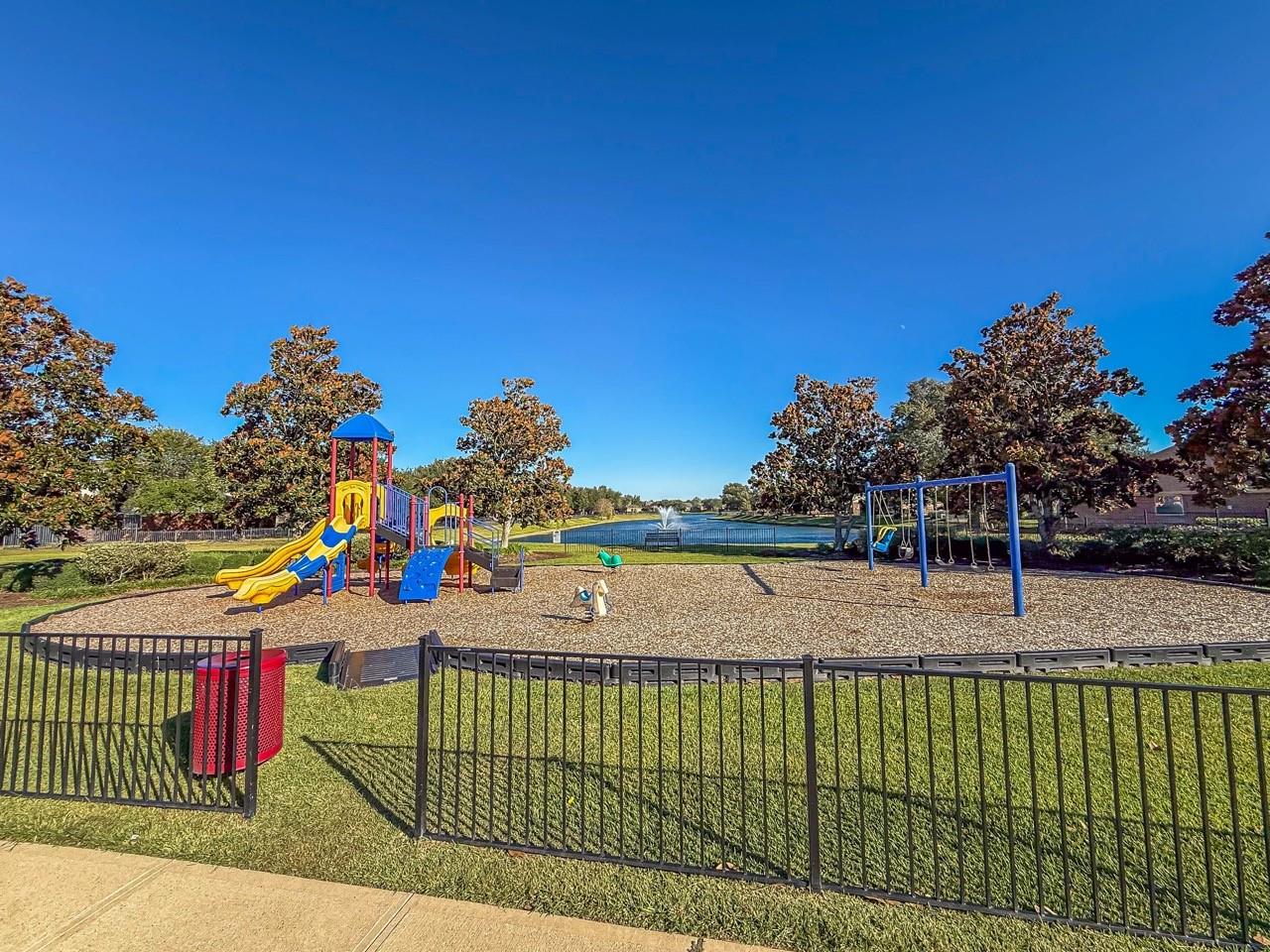 26026 S Lakefair Drive