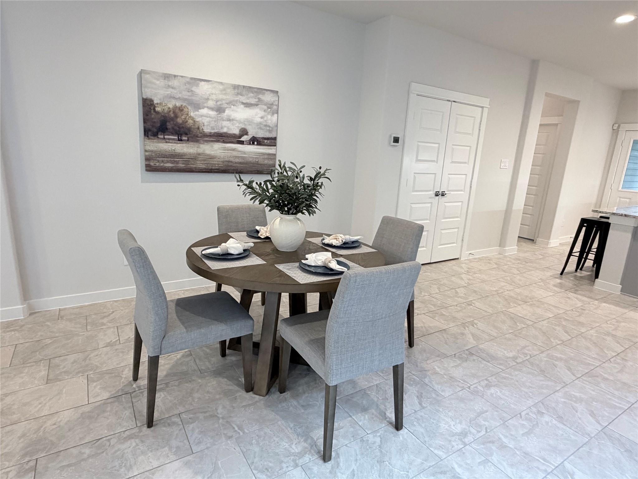 40203 Bay Warbler Way