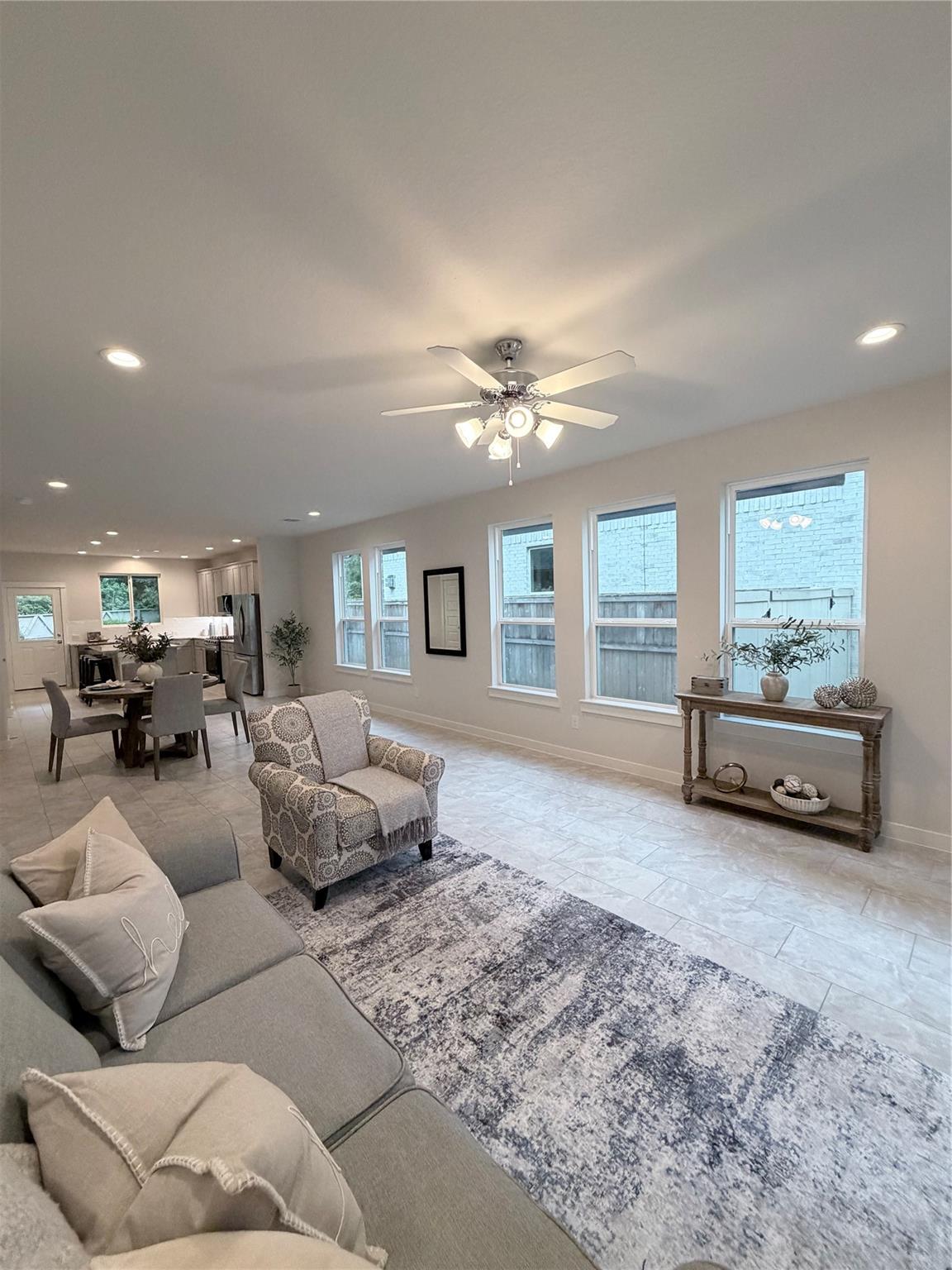 40203 Bay Warbler Way