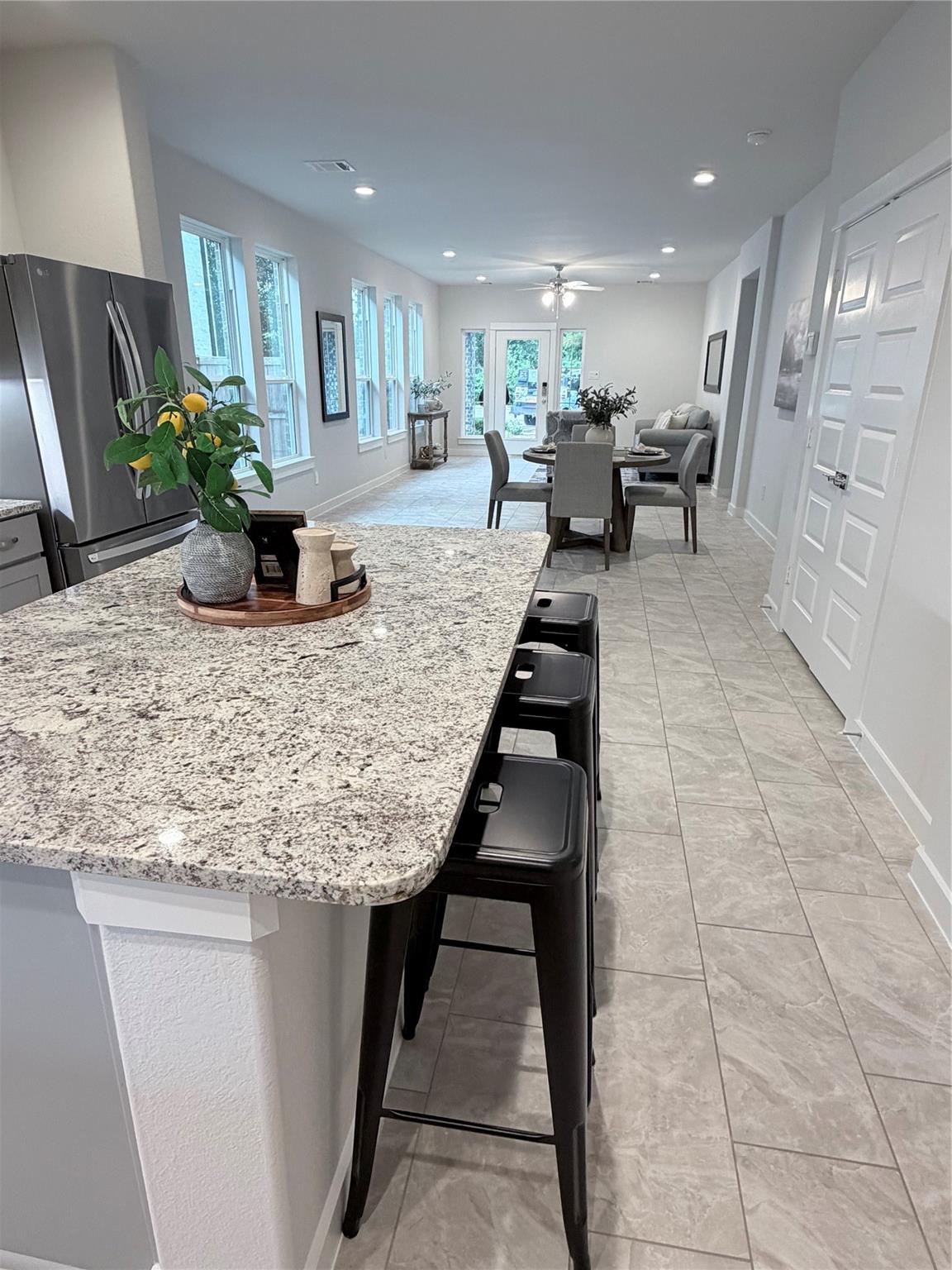 40203 Bay Warbler Way