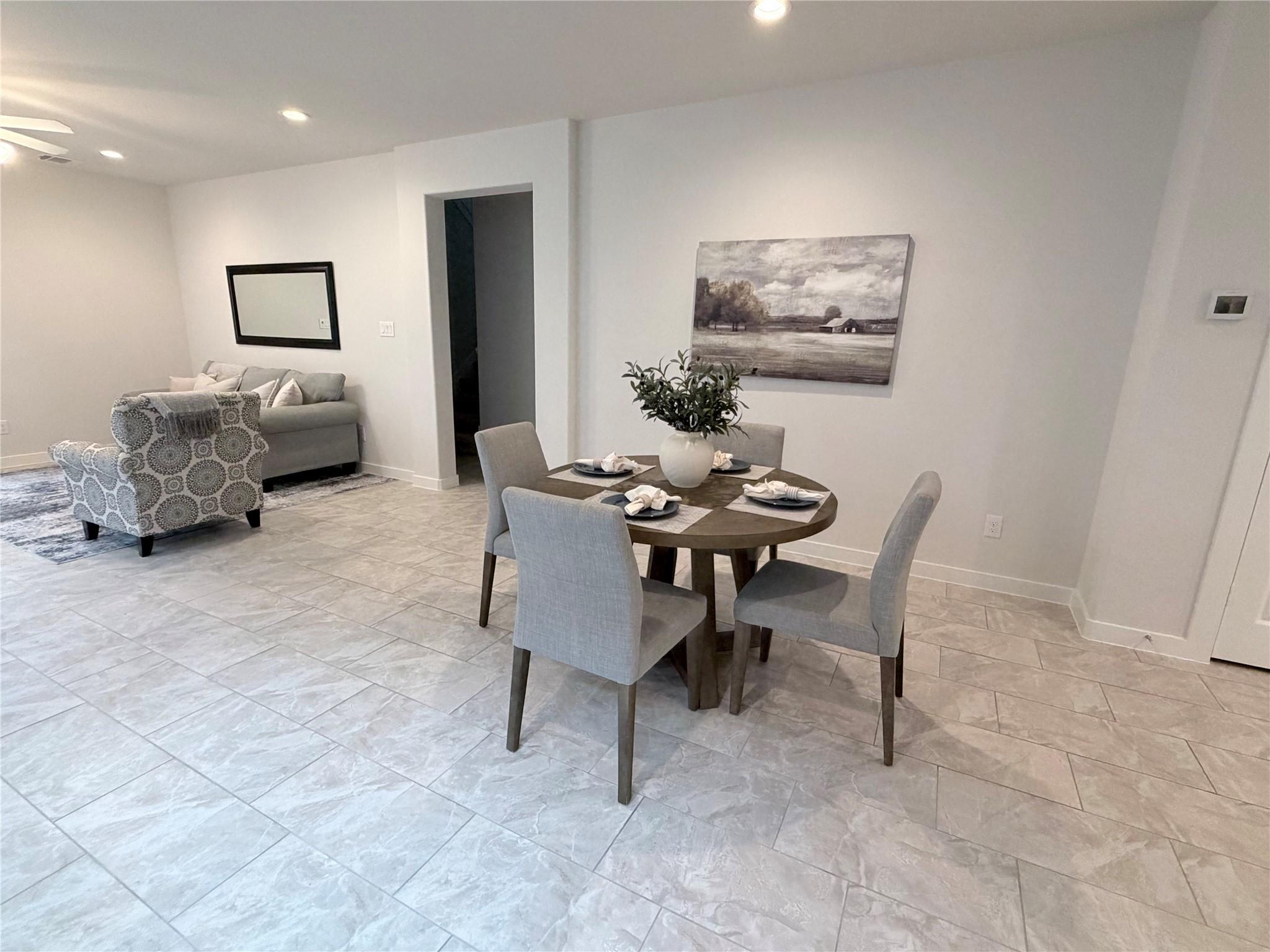 40203 Bay Warbler Way