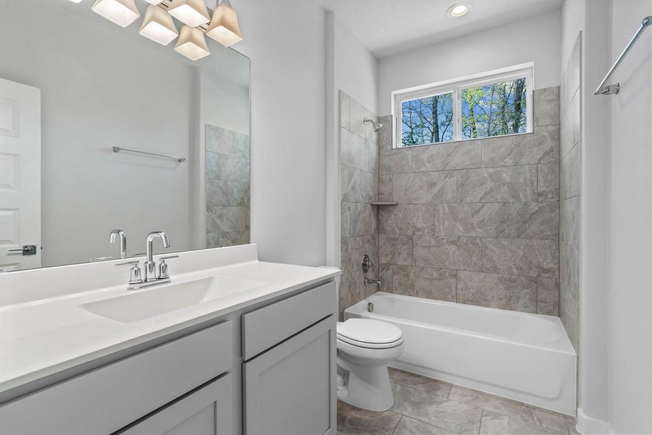 40203 Bay Warbler Way